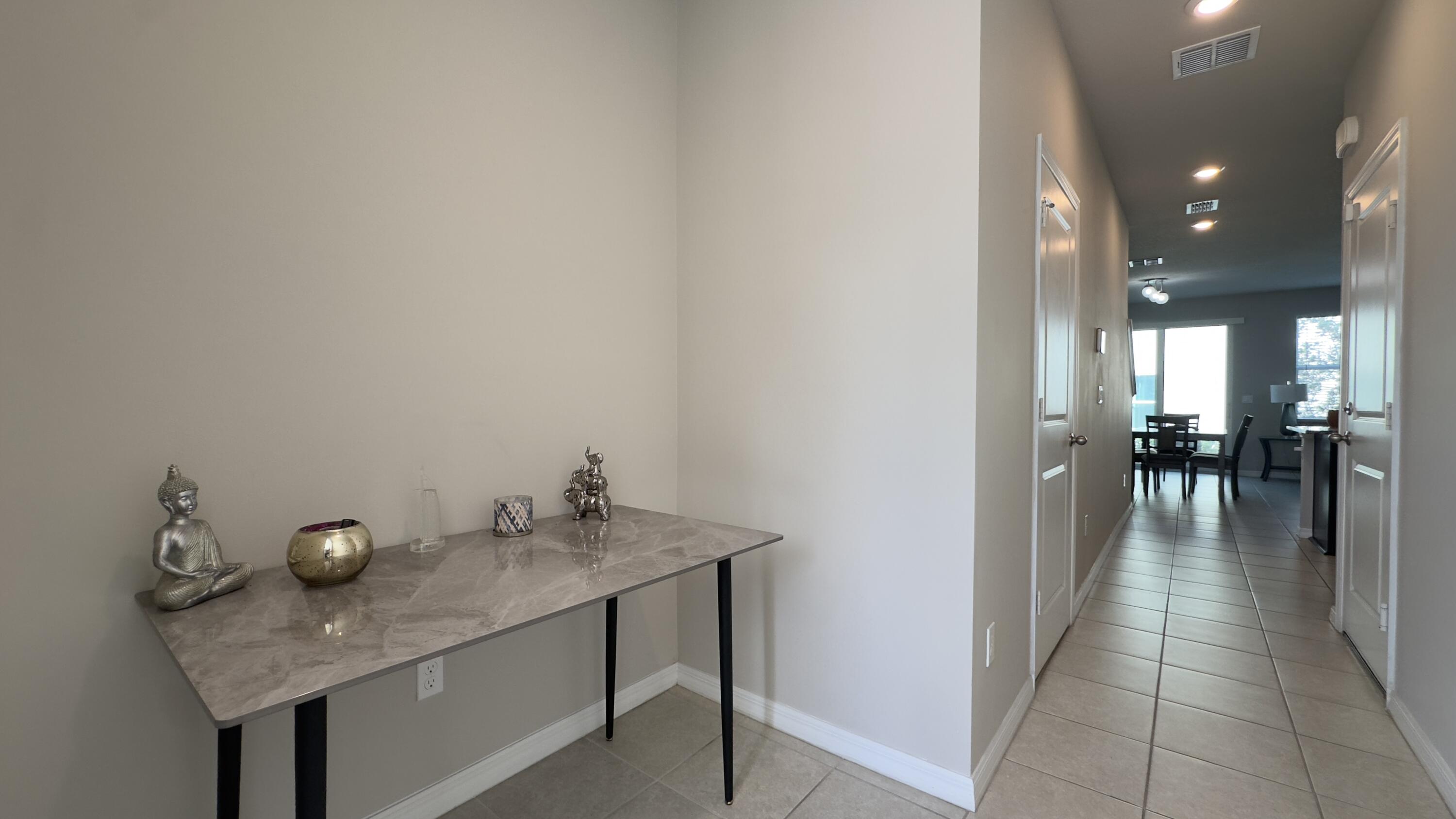 FONTANA TOWNHOMES - Residential Lease