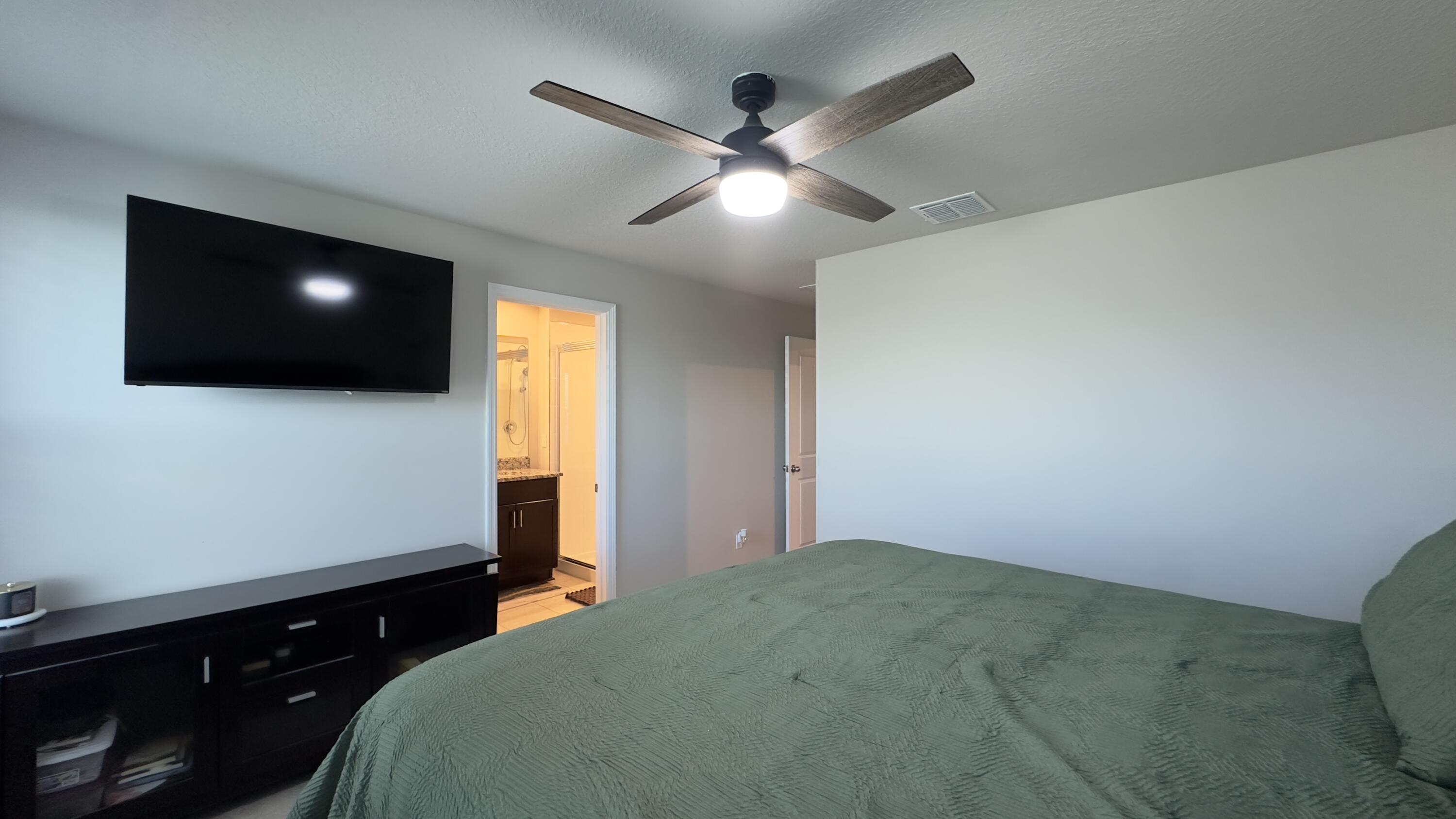 FONTANA TOWNHOMES - Residential Lease