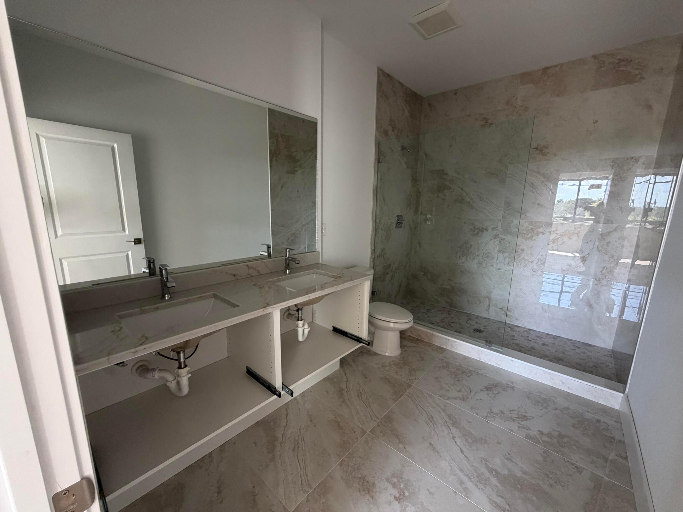 POMPANO TERRACE - Residential