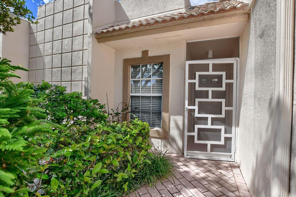 Town Villas - Residential