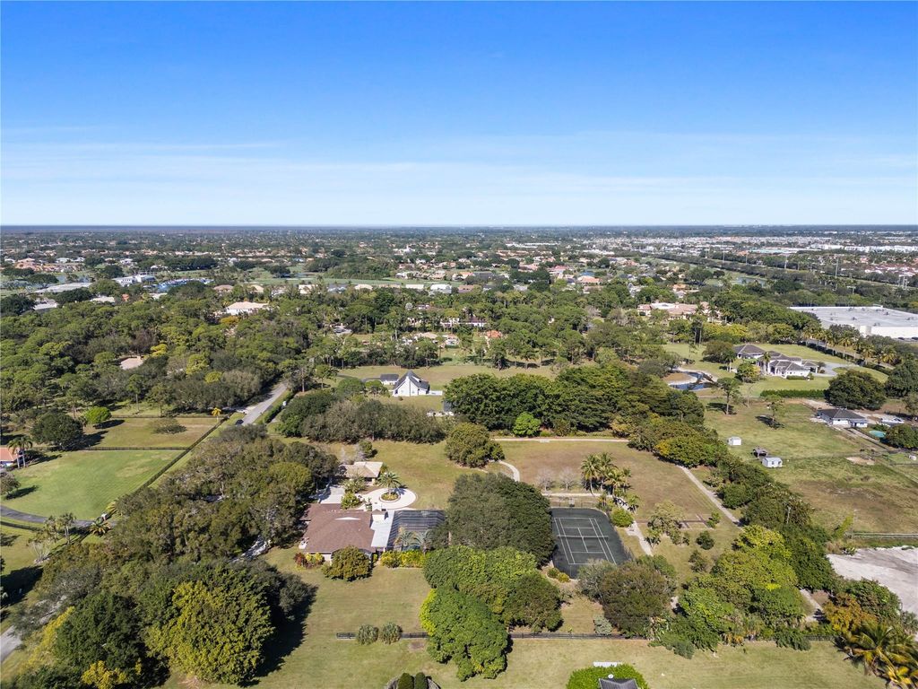 Photo of 21798 Cartagena Drive, Boca Raton, FL 33428 (MLS # F10521540)