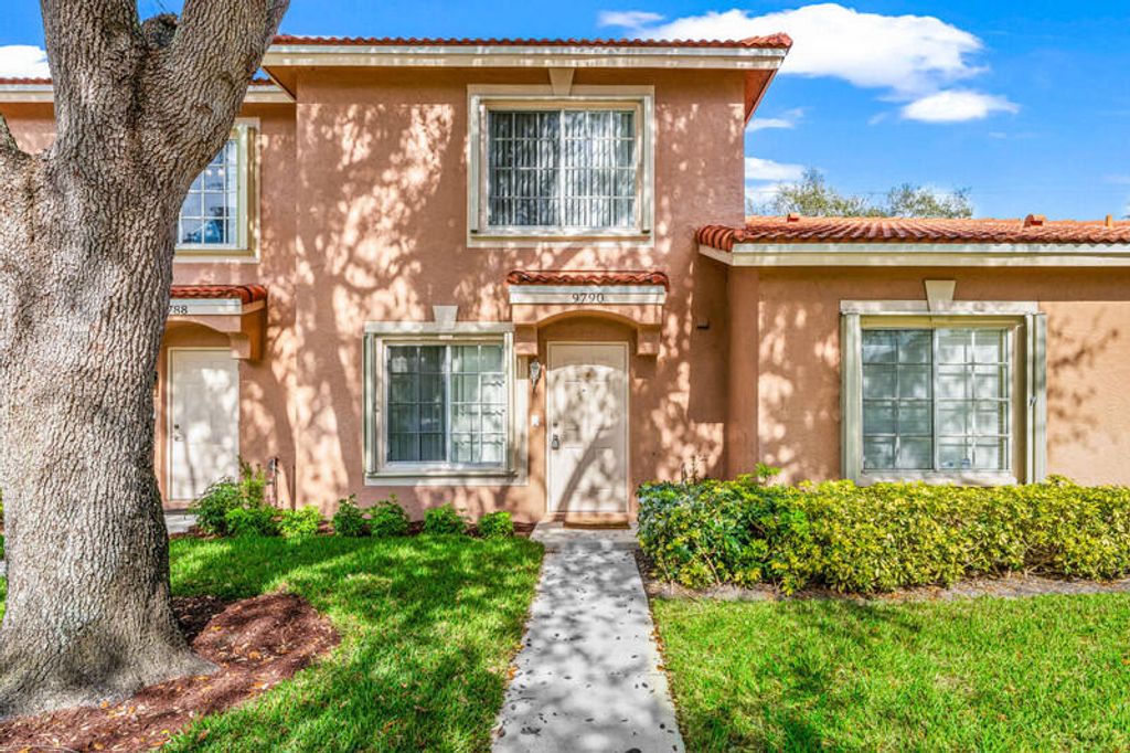 Photo of 9790 Kamena Circle #9790, Boynton Beach, FL 33436 (MLS # R11150908)