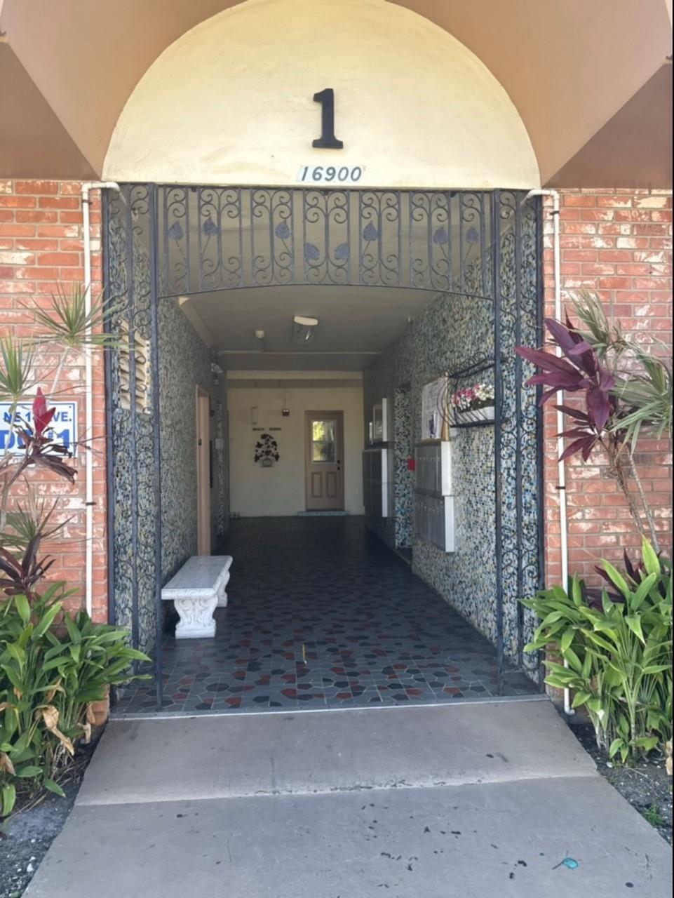 Mar-len Gardens - Residential