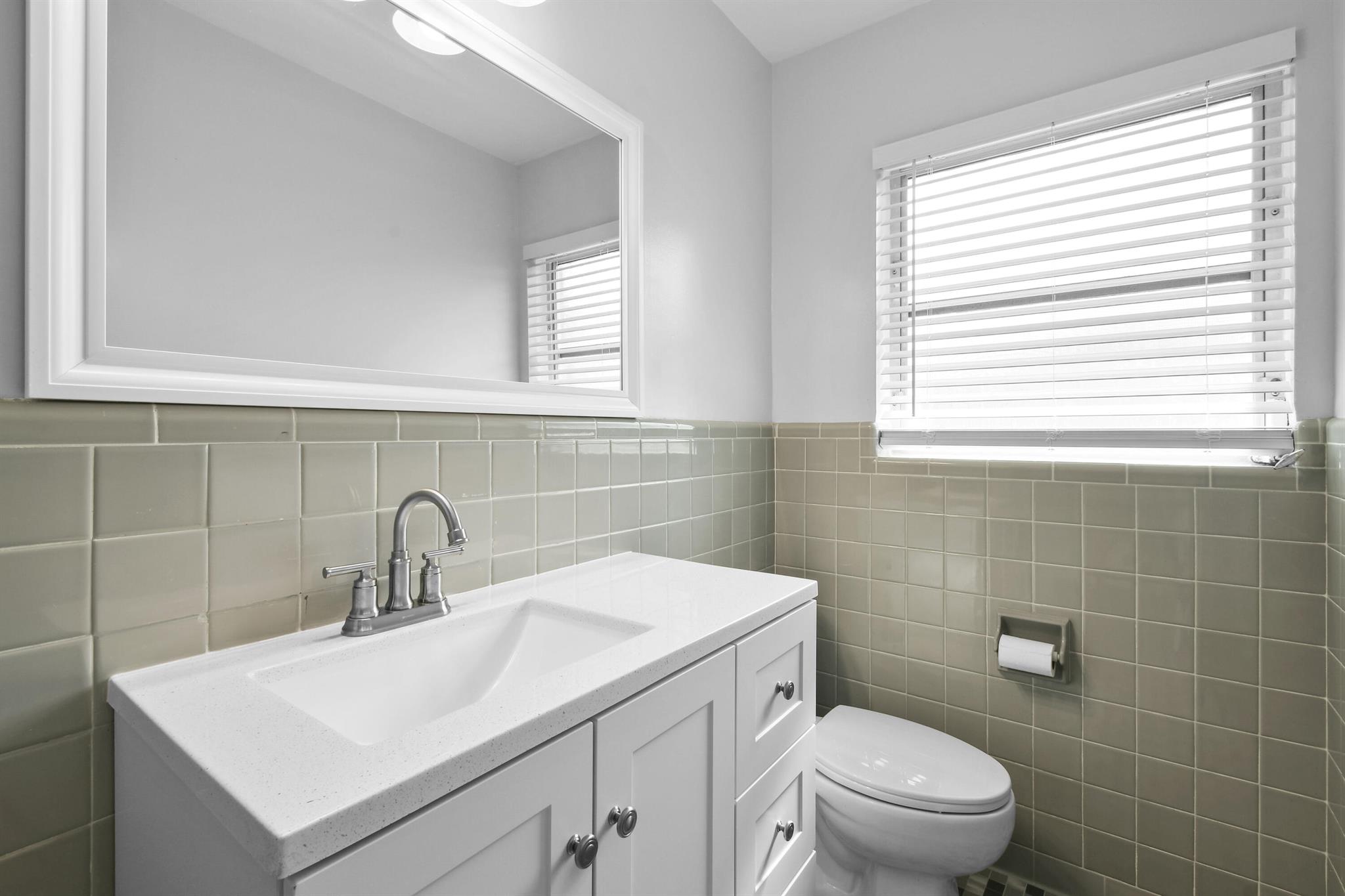 COLLEGE PARK ADD 2 - Residential Lease