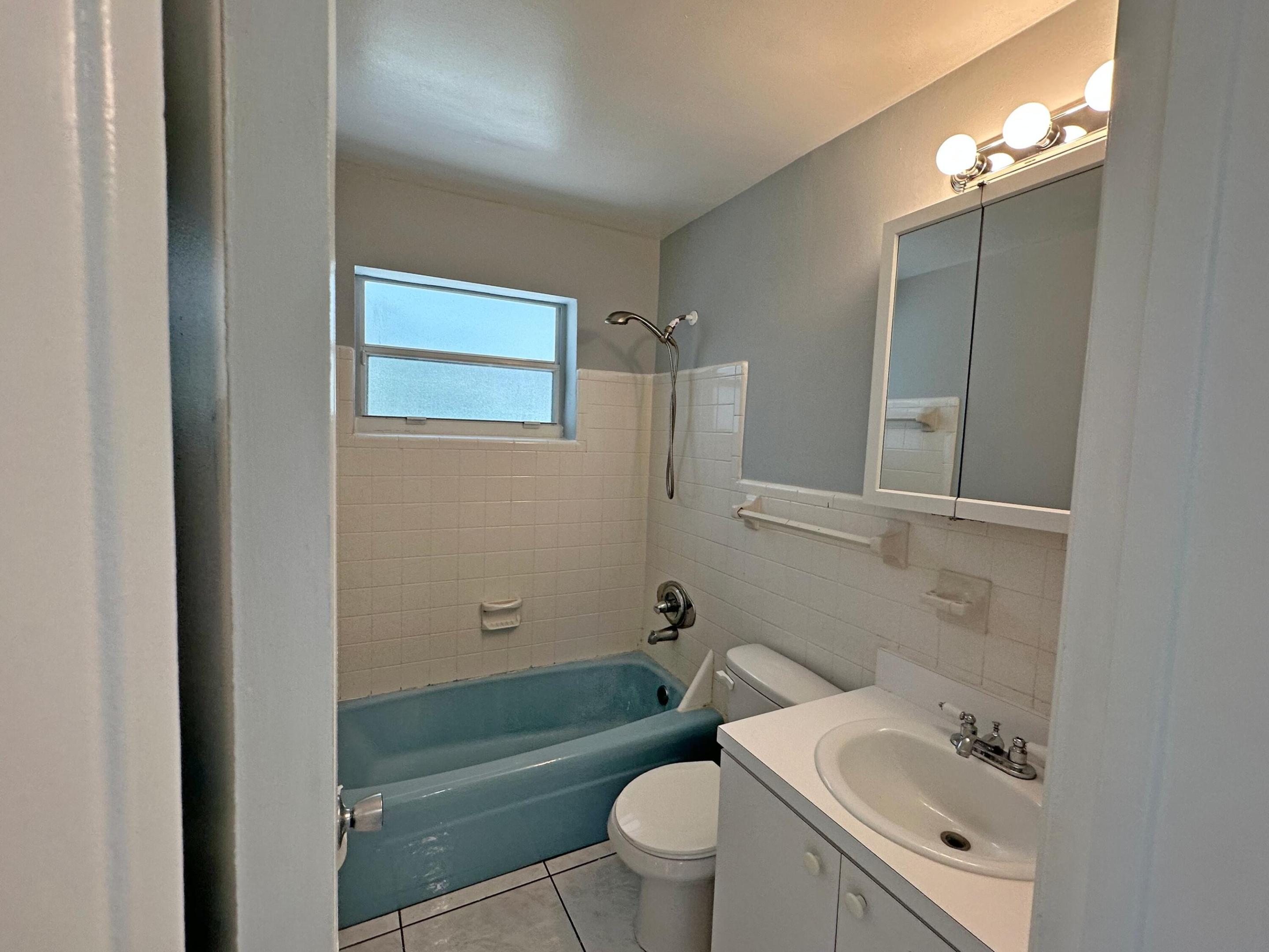 SUMMERTIME ISLES - Residential