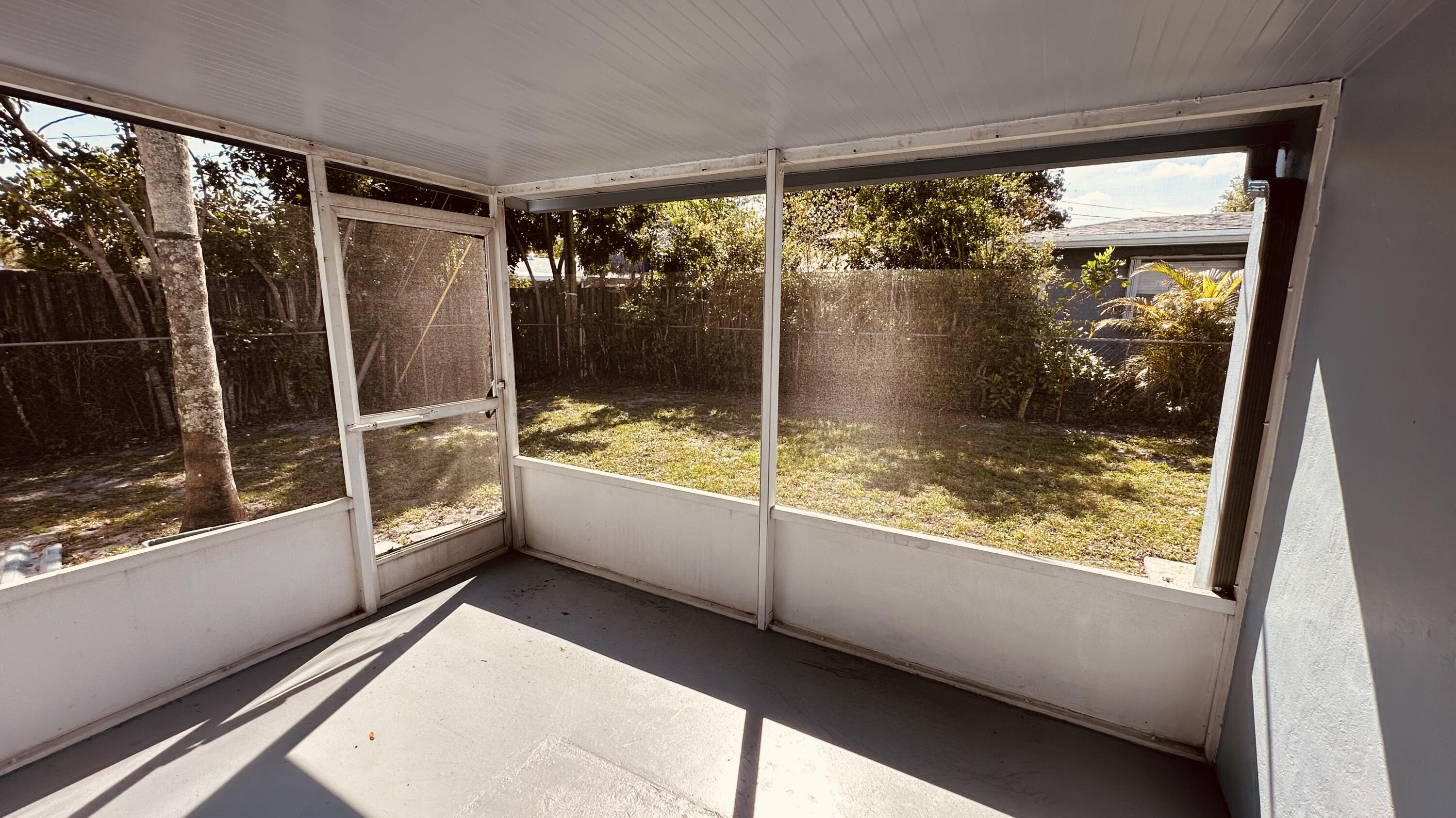 SUMMERTIME ISLES - Residential