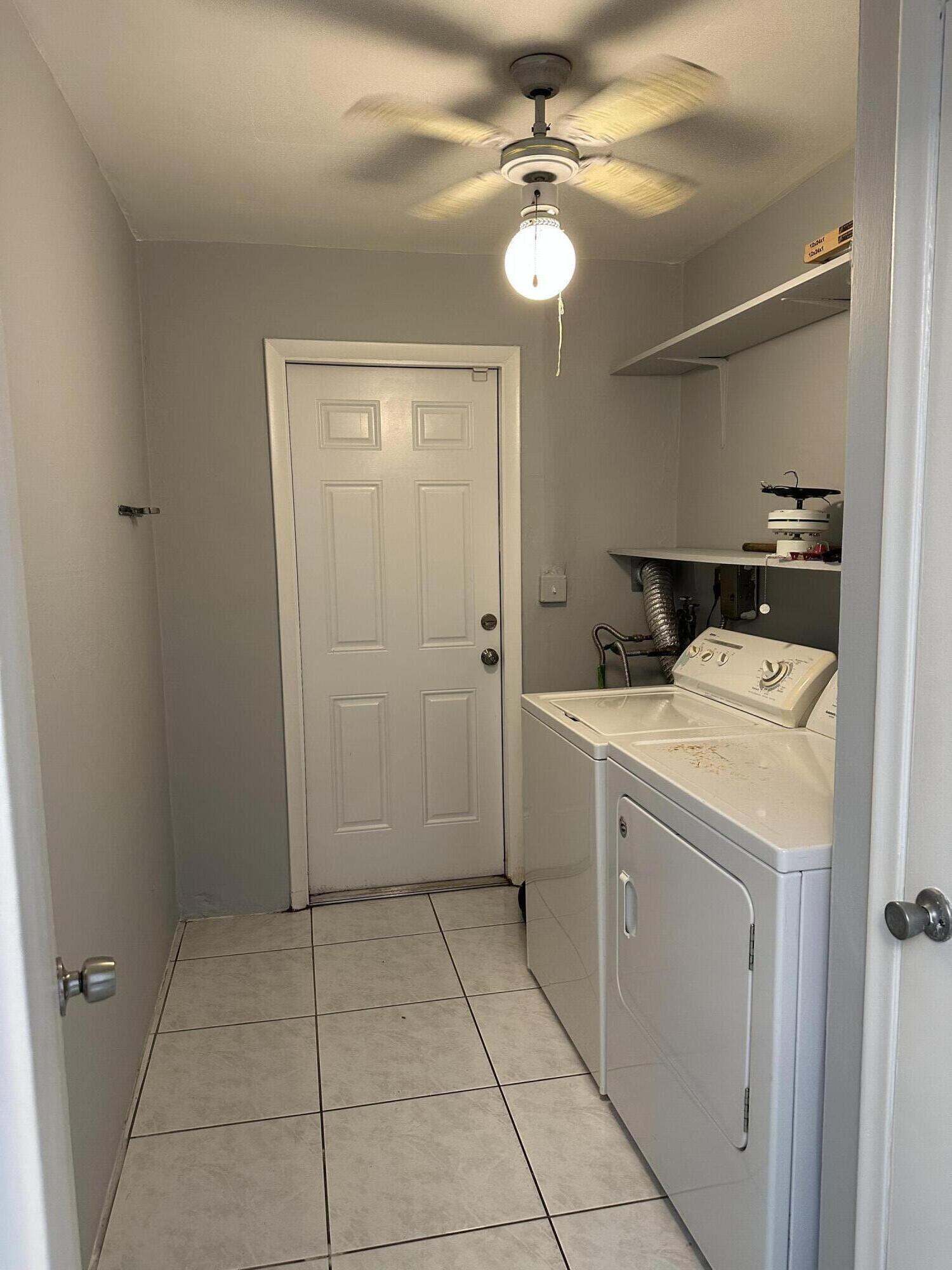 SUMMERTIME ISLES - Residential