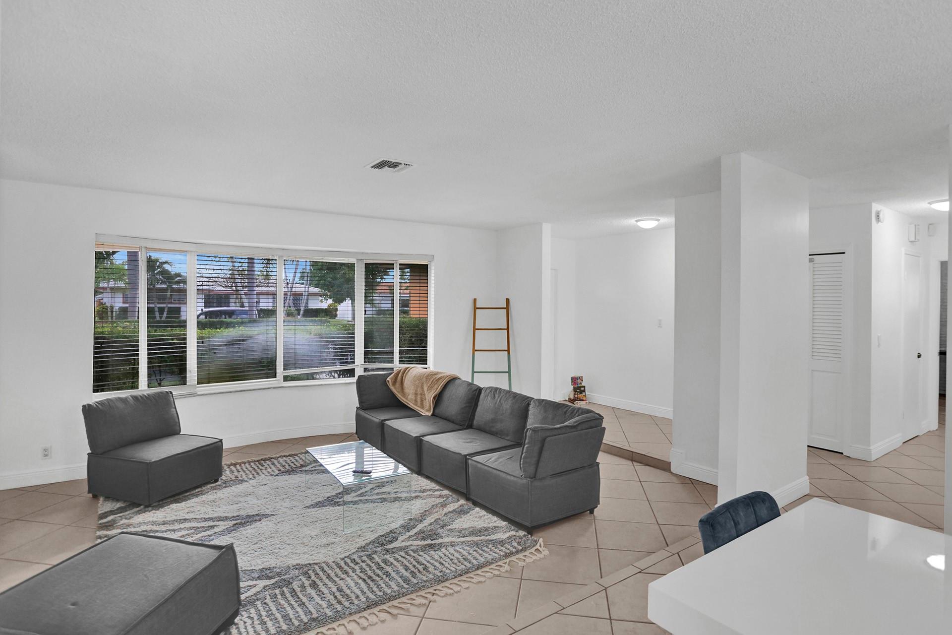 Hollywood Hills Amd 6-31 - Residential