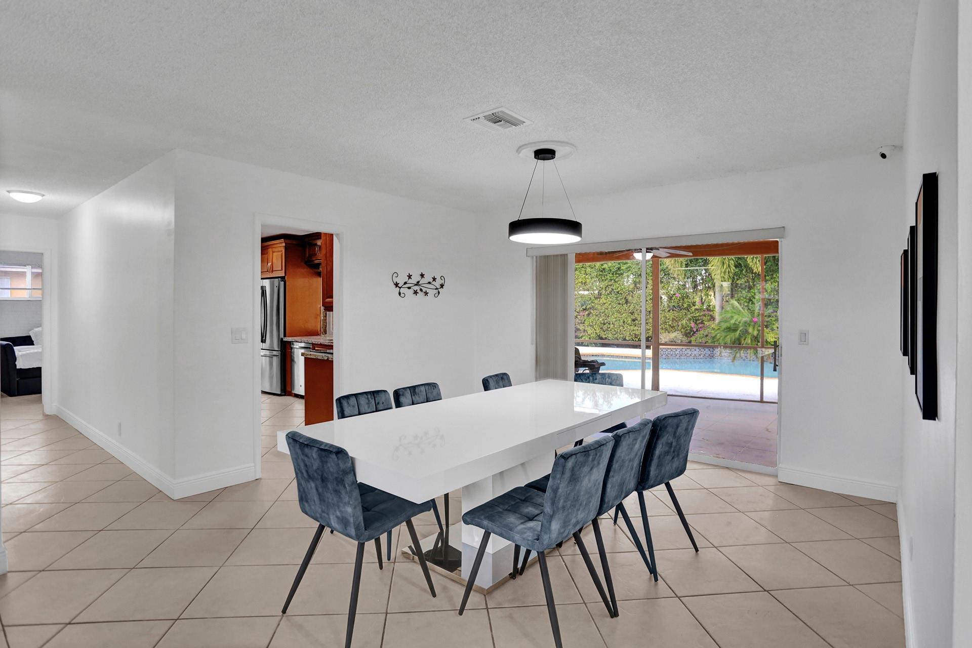 Hollywood Hills Amd 6-31 - Residential