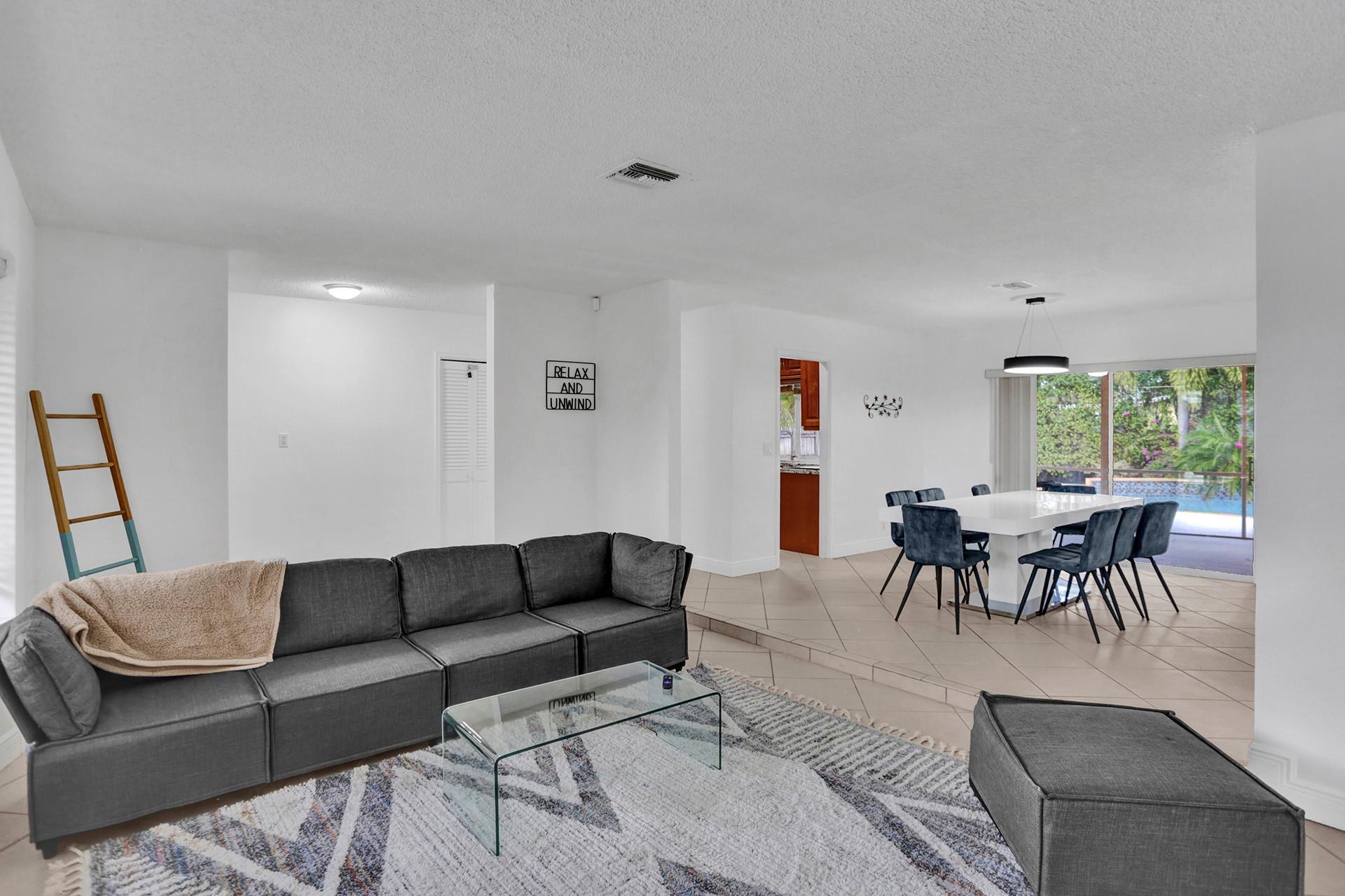 Hollywood Hills Amd 6-31 - Residential