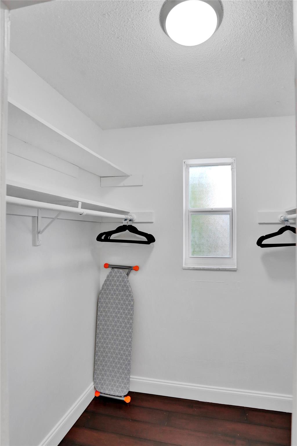 Hollywood Hills Amd 6-31 - Residential