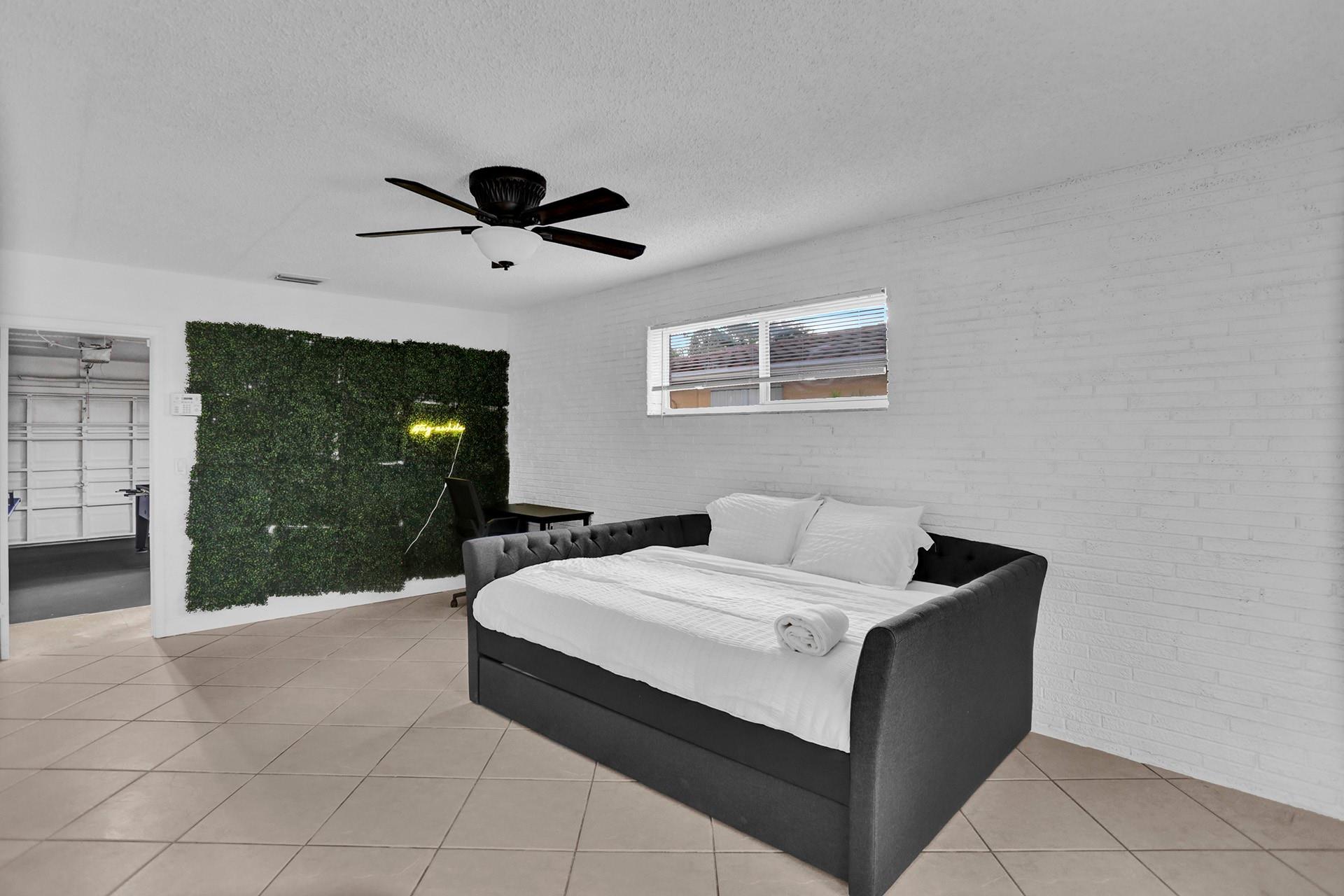 Hollywood Hills Amd 6-31 - Residential