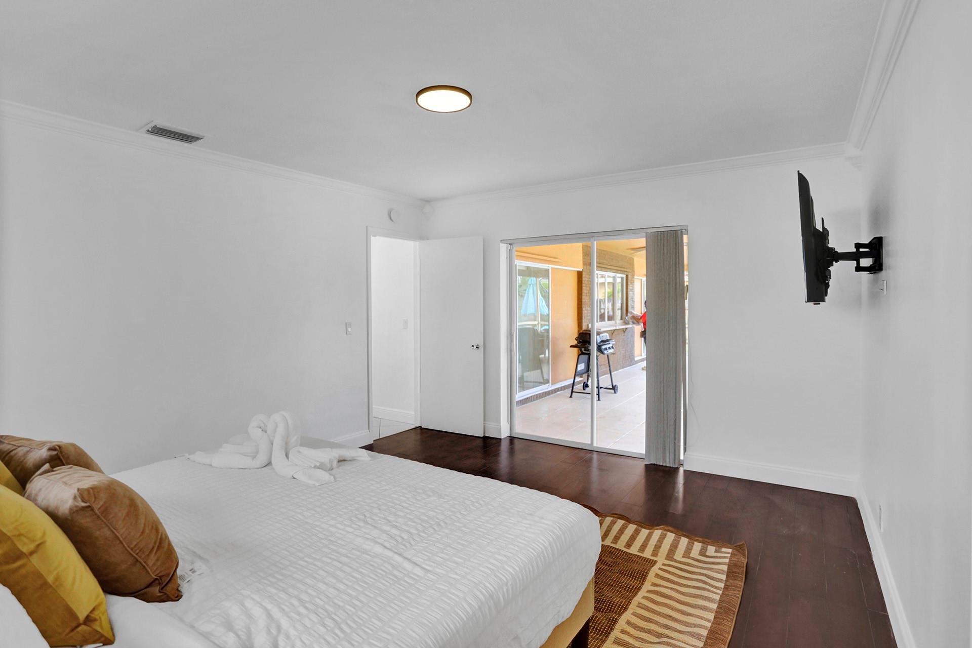 Hollywood Hills Amd 6-31 - Residential