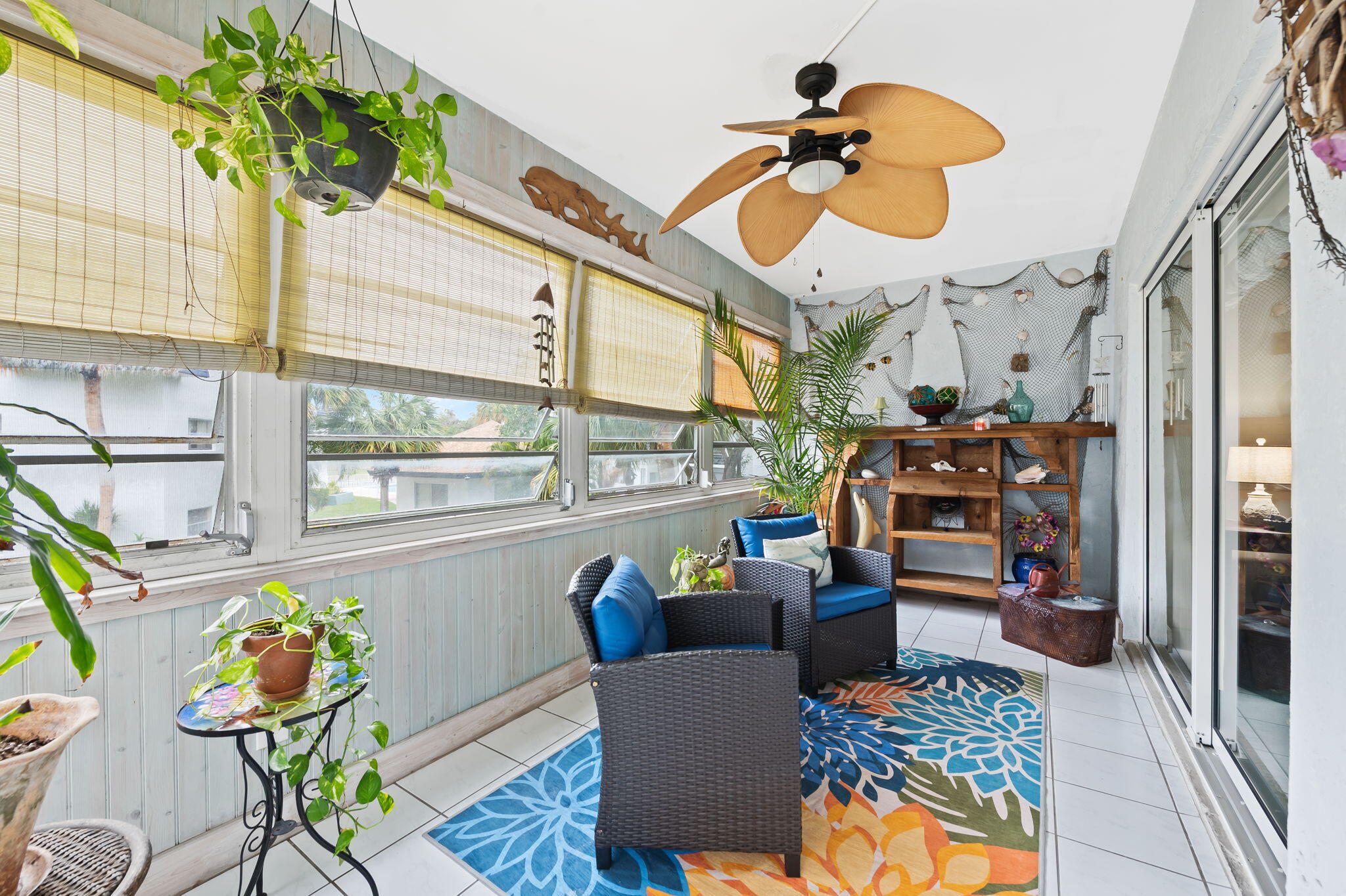CANONGATE CONDOMINIUM - Residential