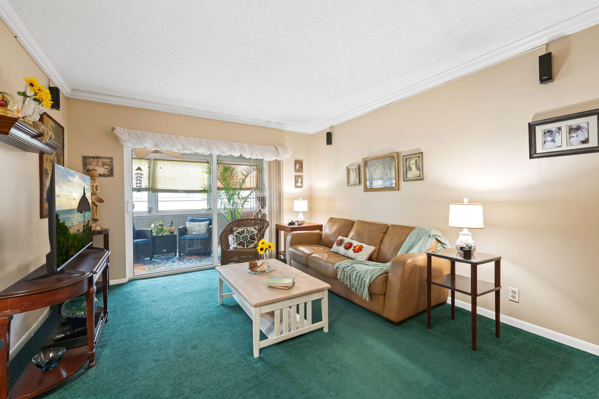 CANONGATE CONDOMINIUM - Residential
