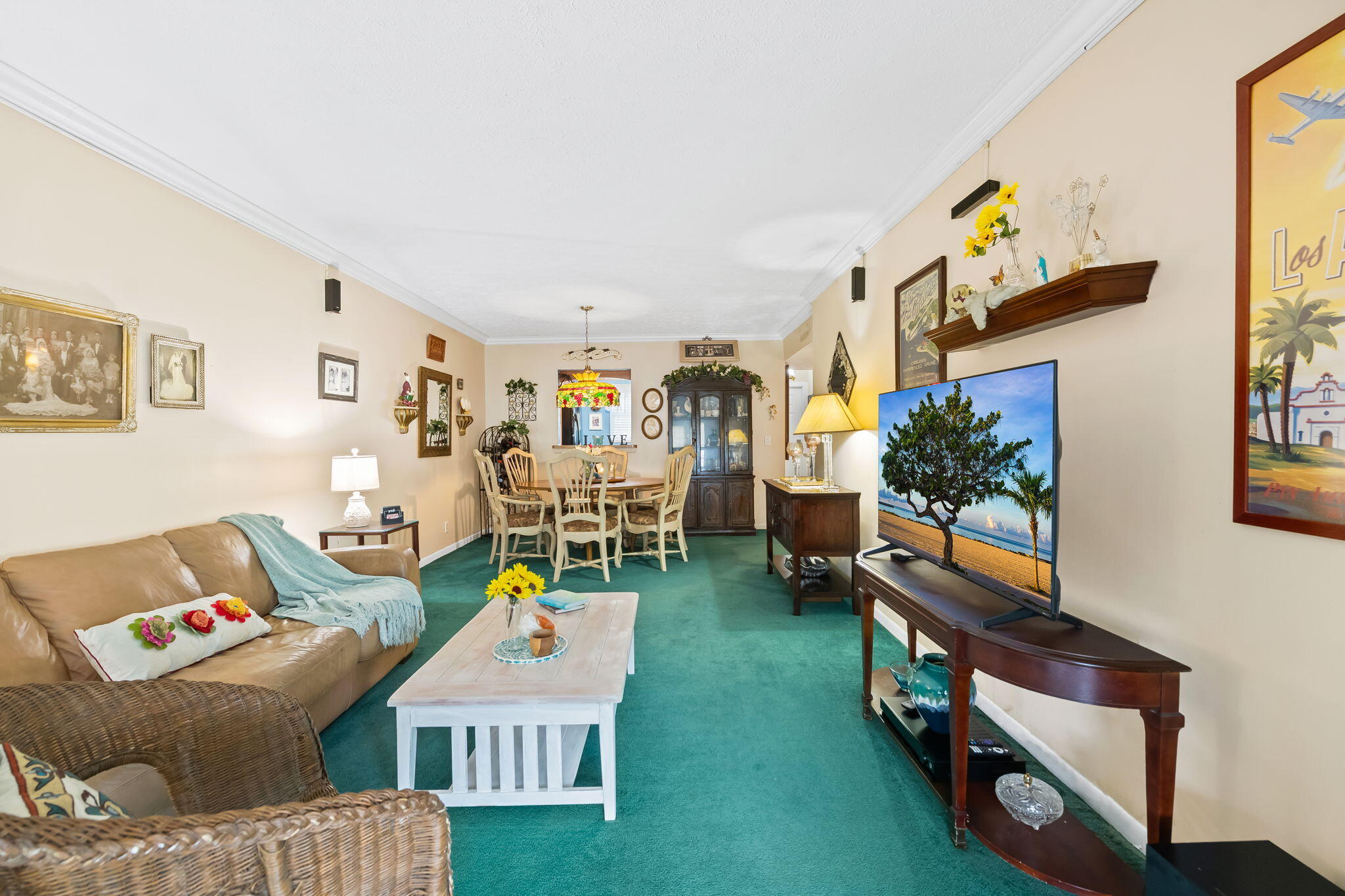 CANONGATE CONDOMINIUM - Residential