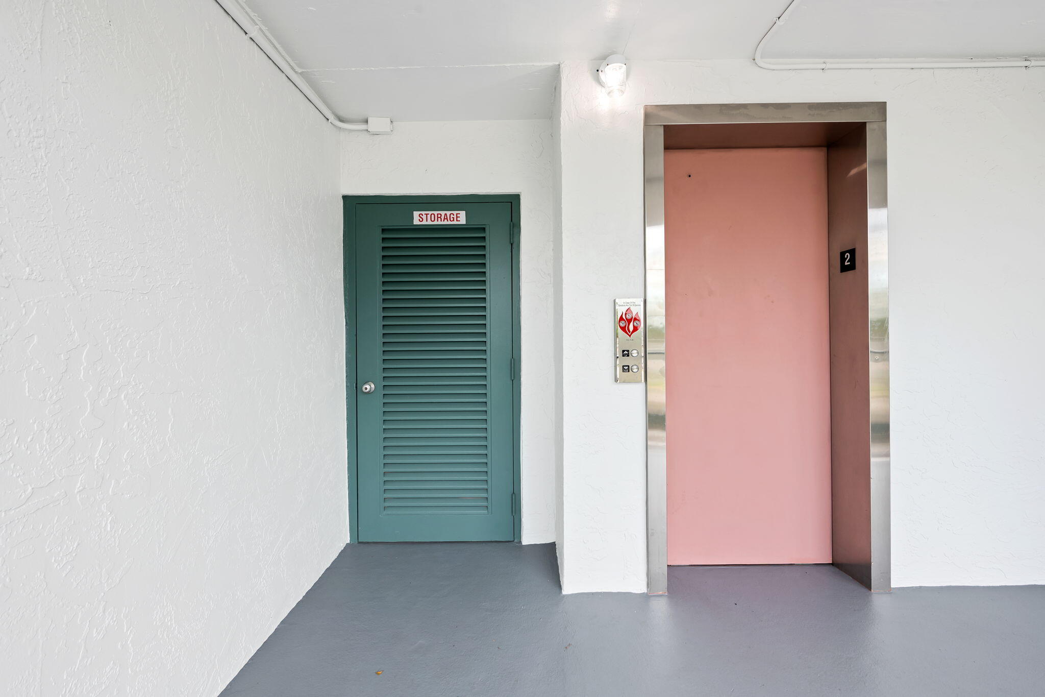 CANONGATE CONDOMINIUM - Residential