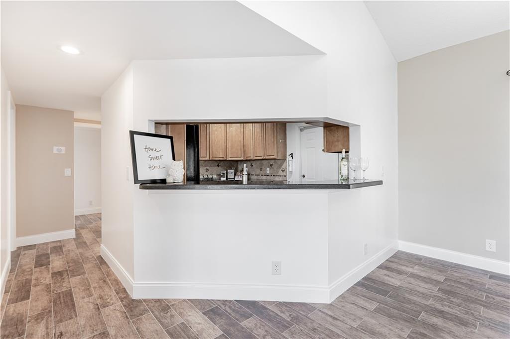 SOUTH LAKE CONDO - Residential