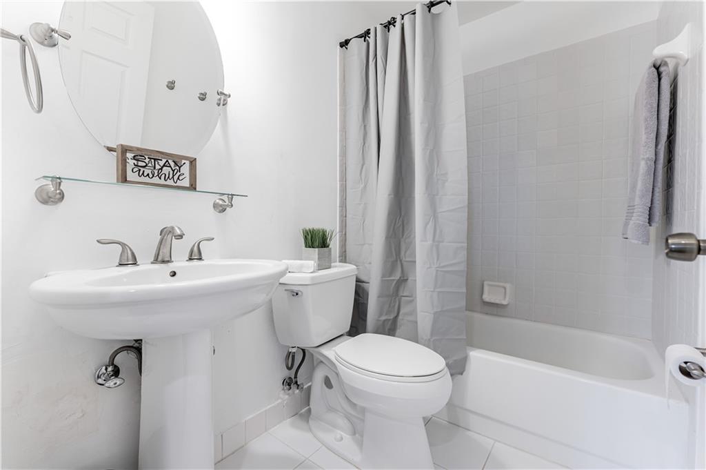 SOUTH LAKE CONDO - Residential