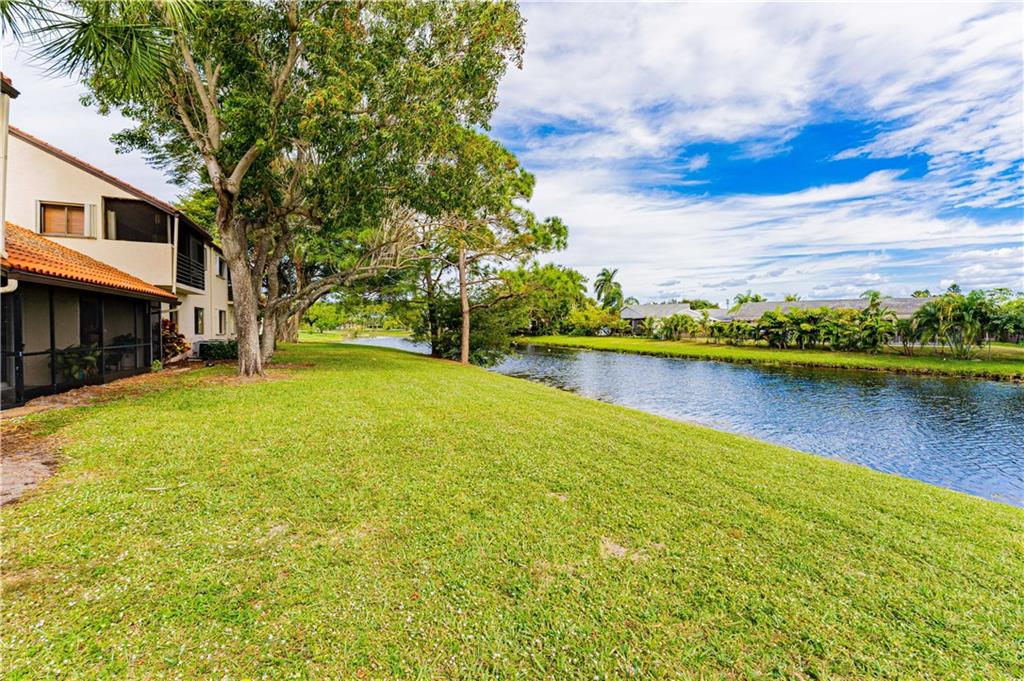 SOUTH LAKE CONDO - Residential