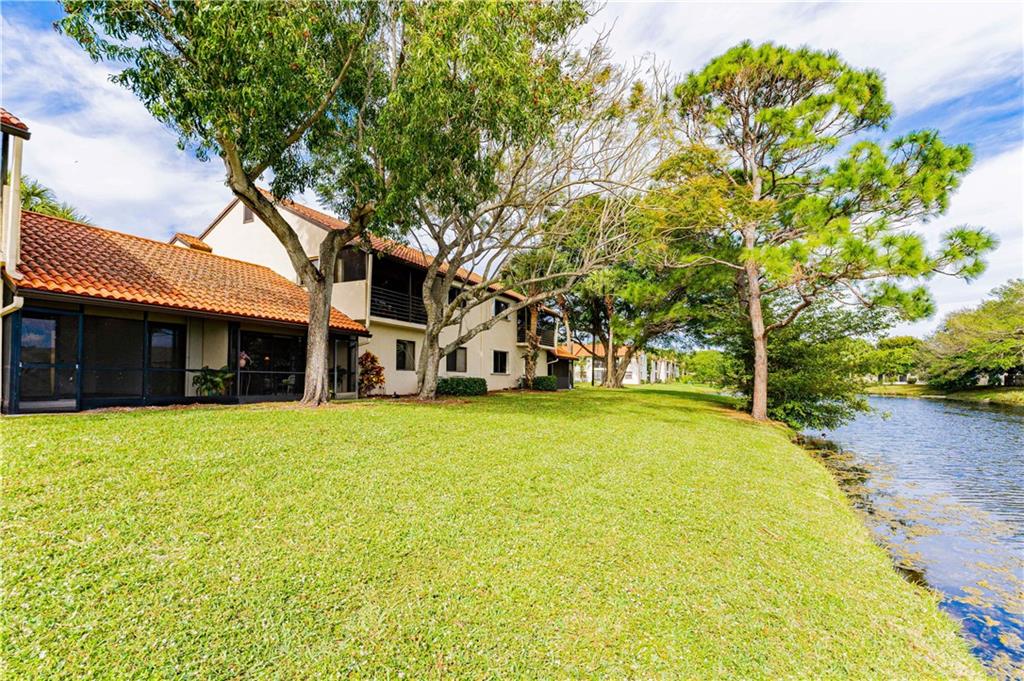 SOUTH LAKE CONDO - Residential