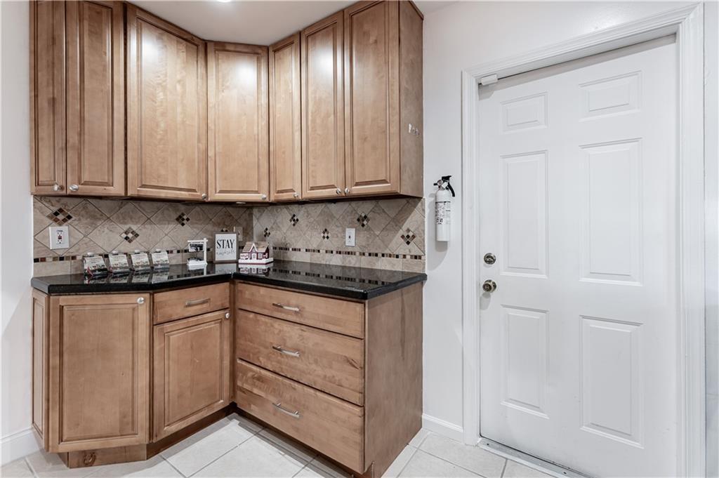 SOUTH LAKE CONDO - Residential