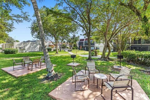 Tiny photo for 301 N Pine Island Road #265, Plantation, FL 33324 (MLS # B26043366)