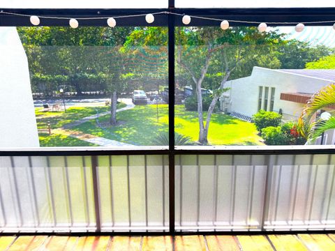 Tiny photo for 301 N Pine Island Road #265, Plantation, FL 33324 (MLS # B26043366)