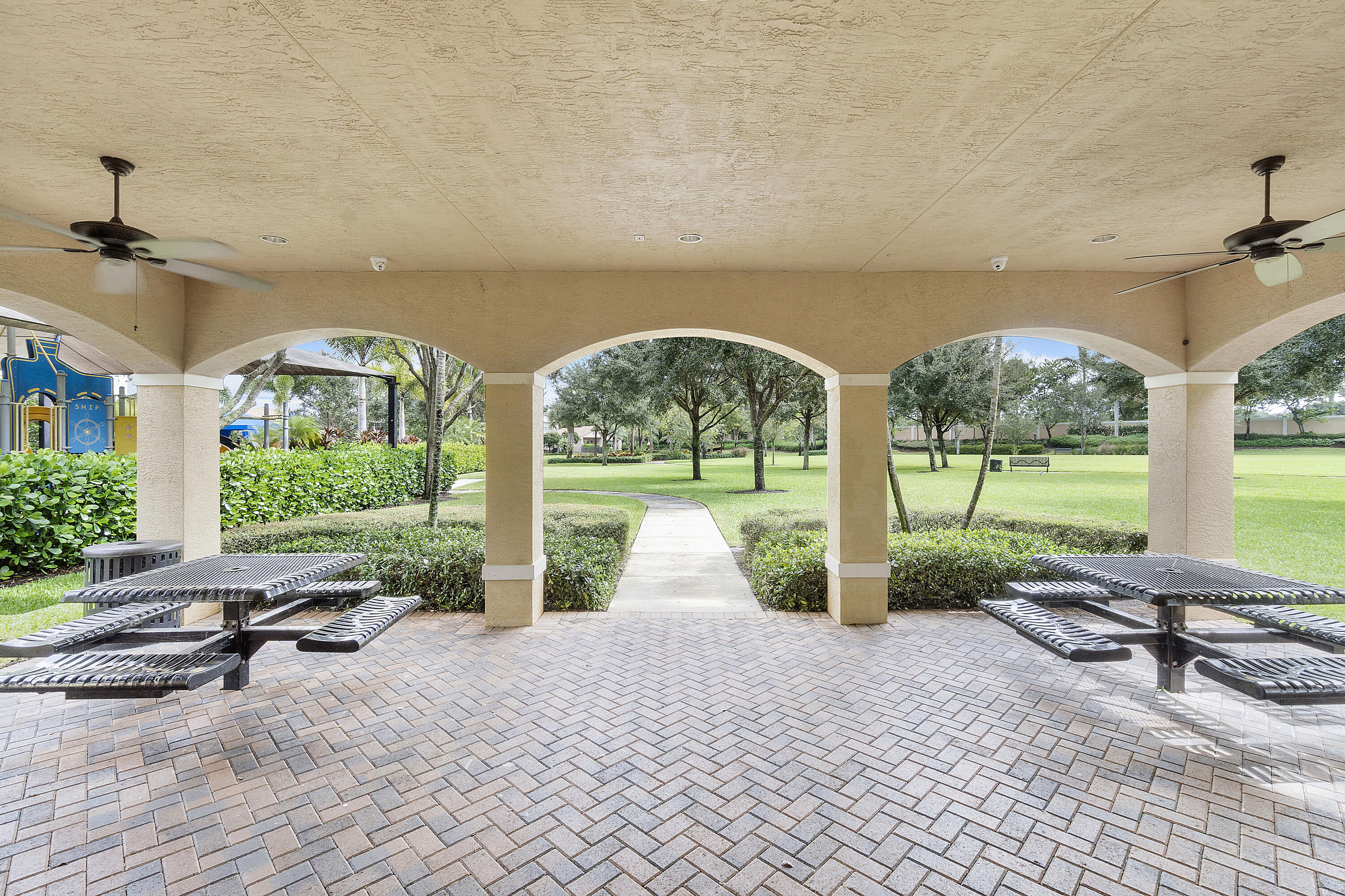 TRAILS AT CANYON - Residential