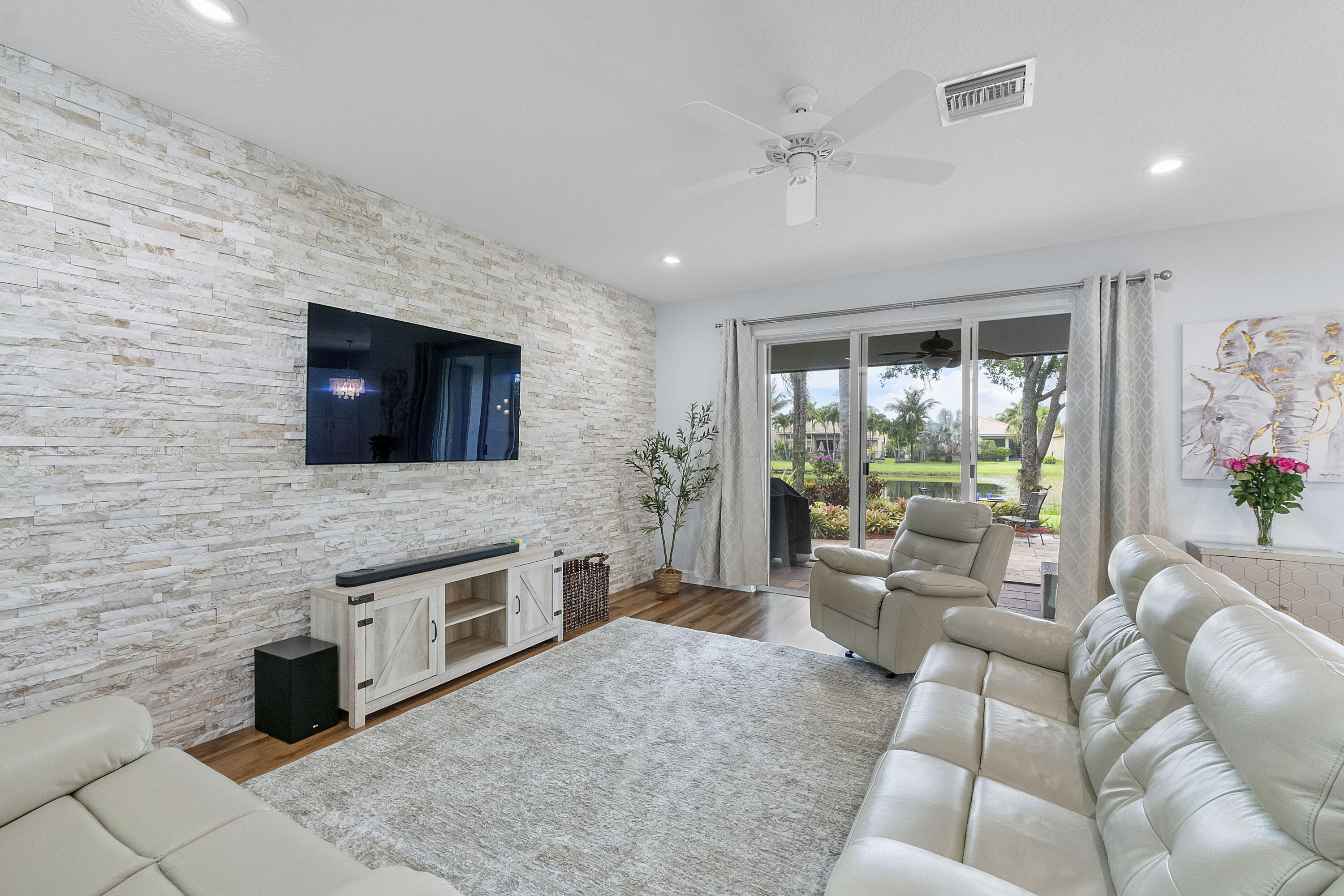 TRAILS AT CANYON - Residential
