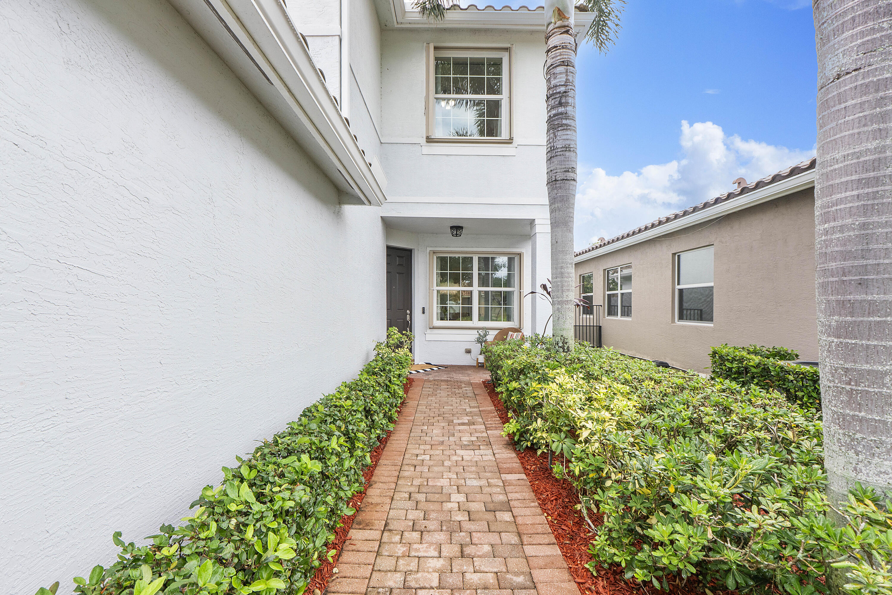 TRAILS AT CANYON - Residential