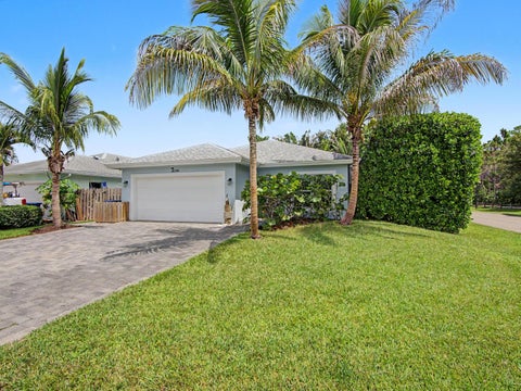 Photo of 17700 Cornelia Avenue, Jupiter, FL 33458 (MLS # B26071244)