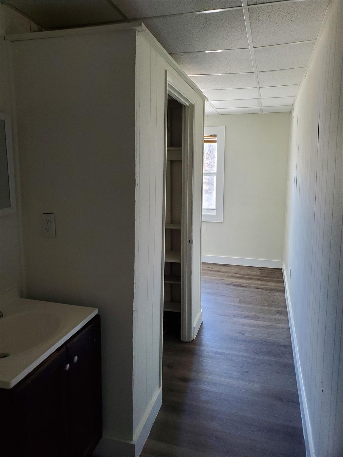 TOWN OF MODELO (DANIA) B- - Residential Lease