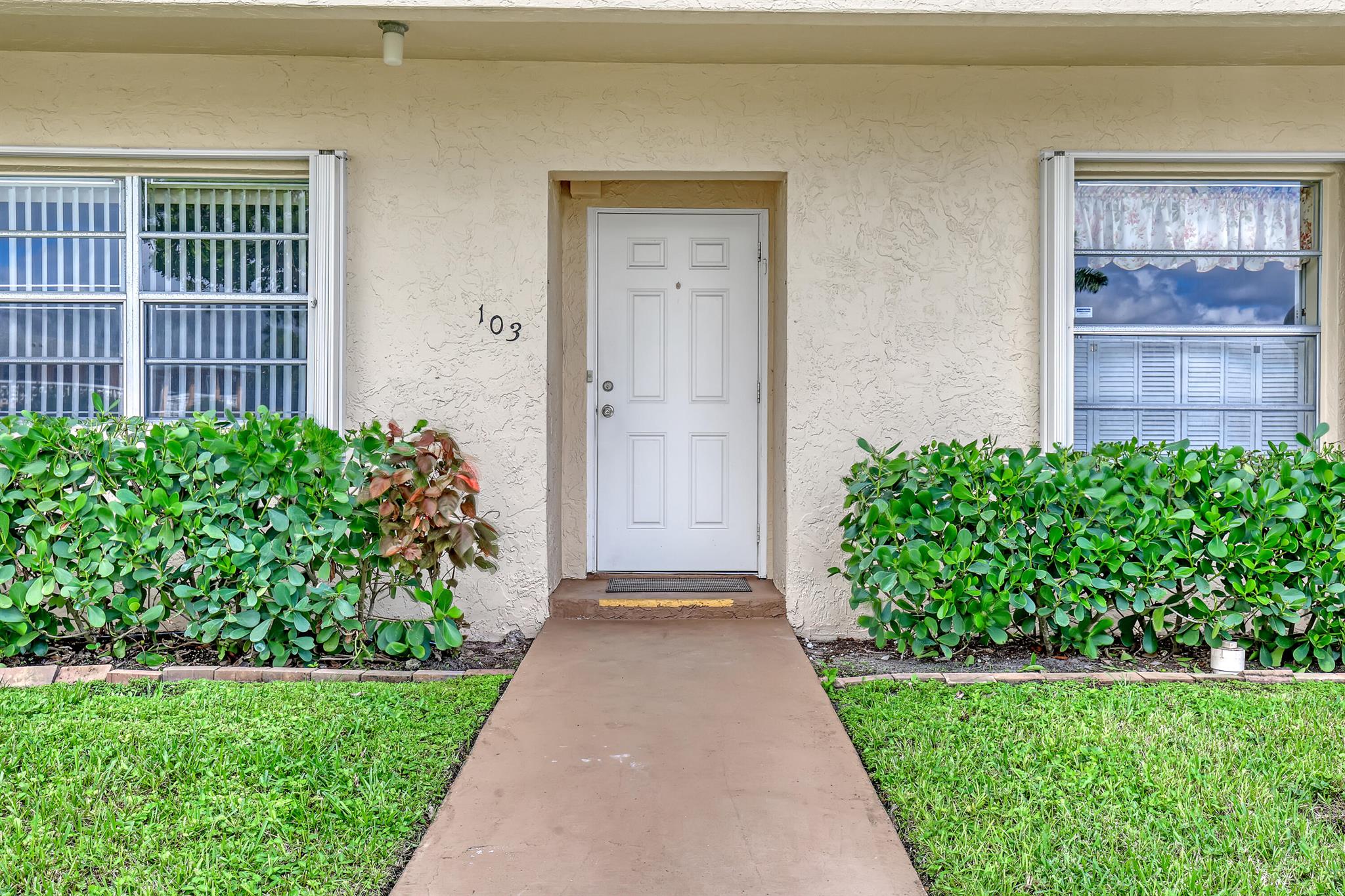 1850 NW 18th Street 103