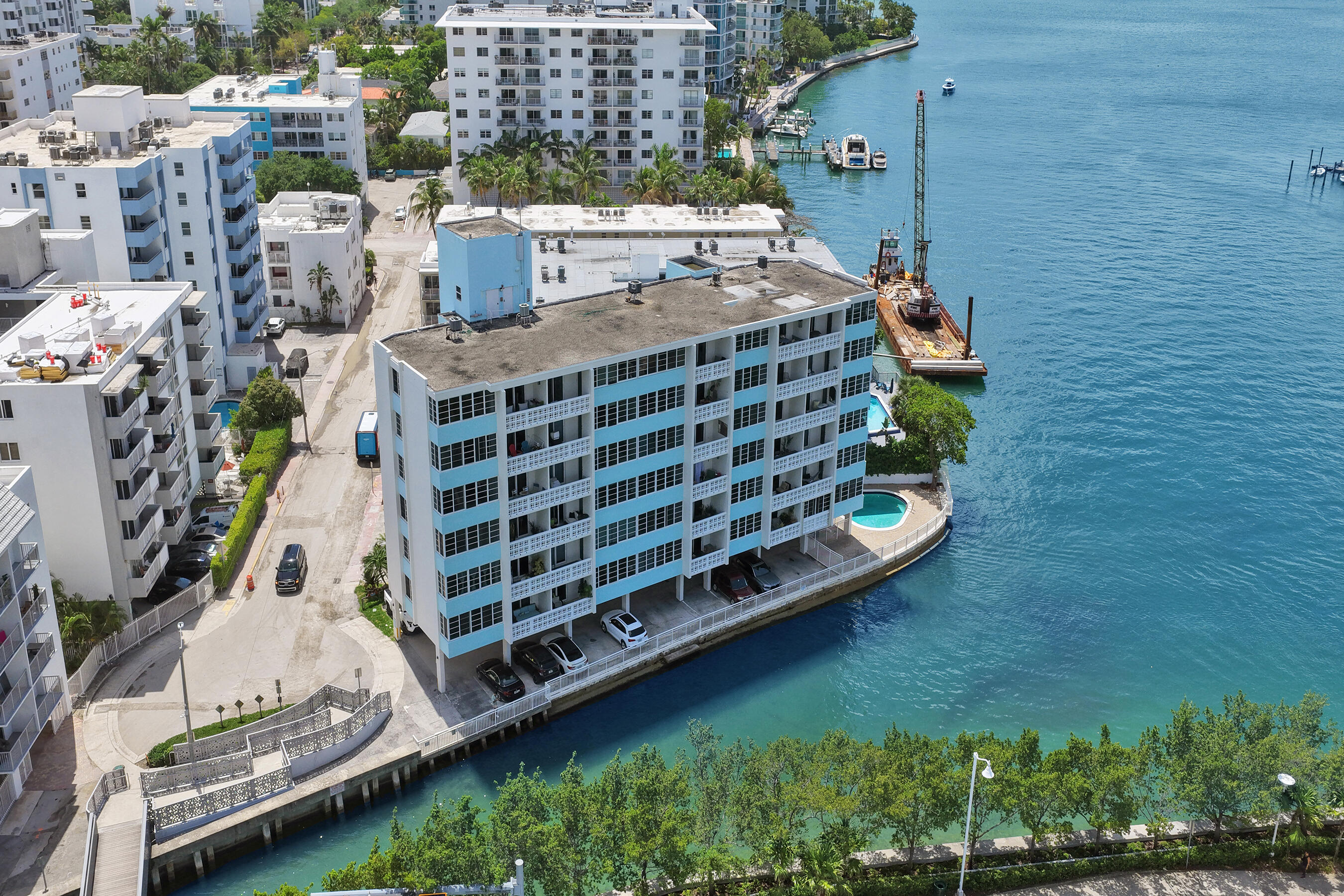 BONNE VIE CONDO - Residential