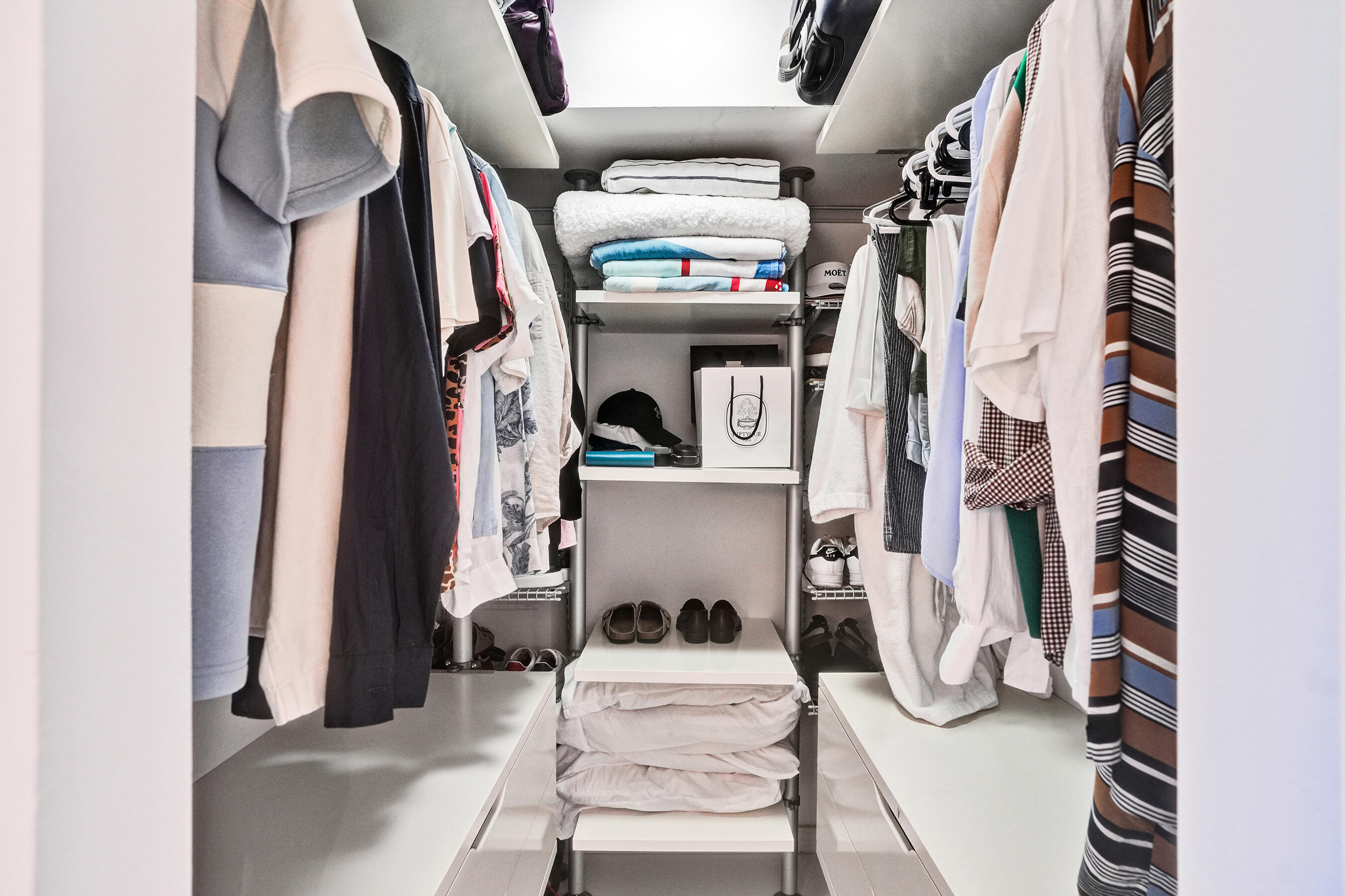 BONNE VIE CONDO - Residential