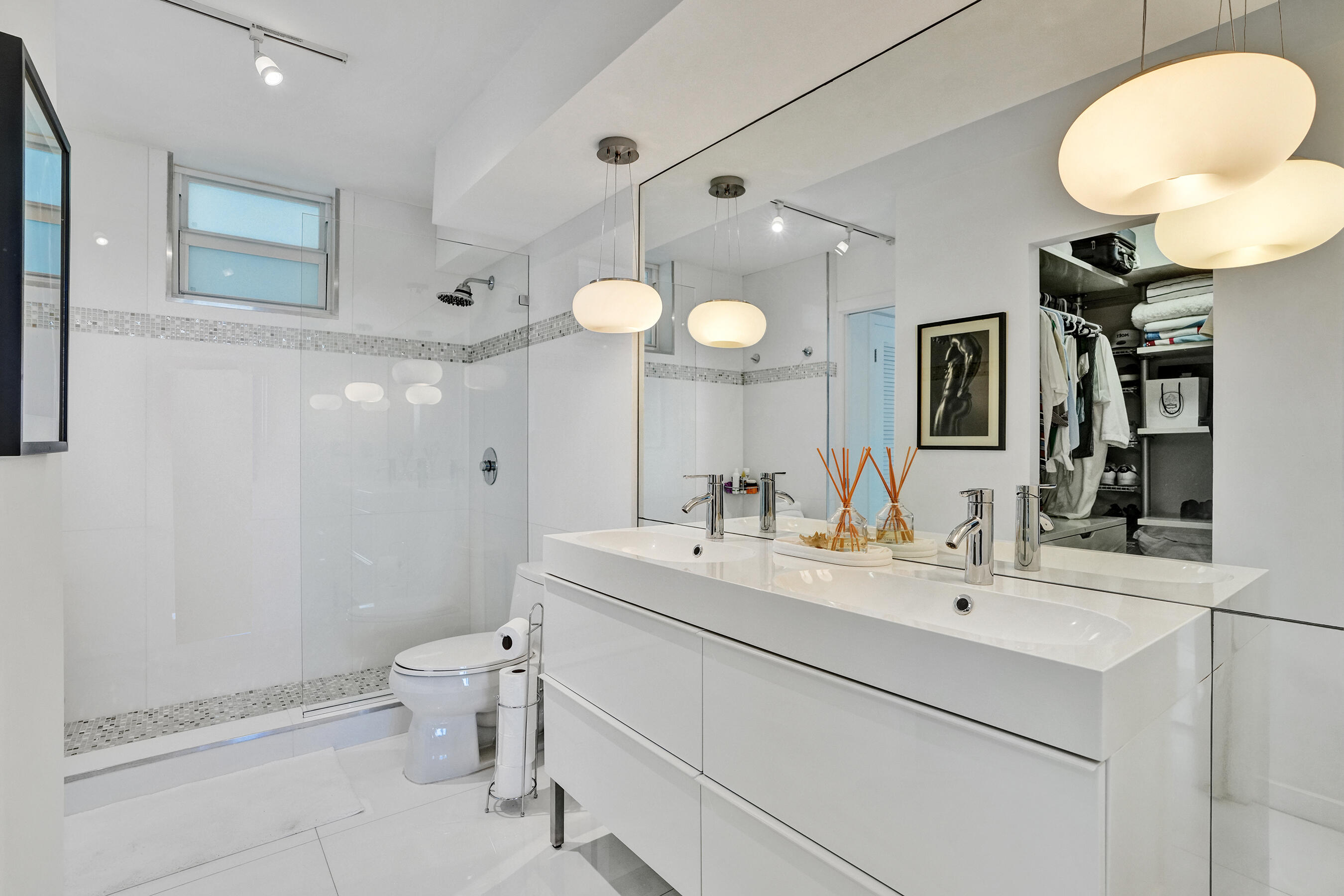 BONNE VIE CONDO - Residential