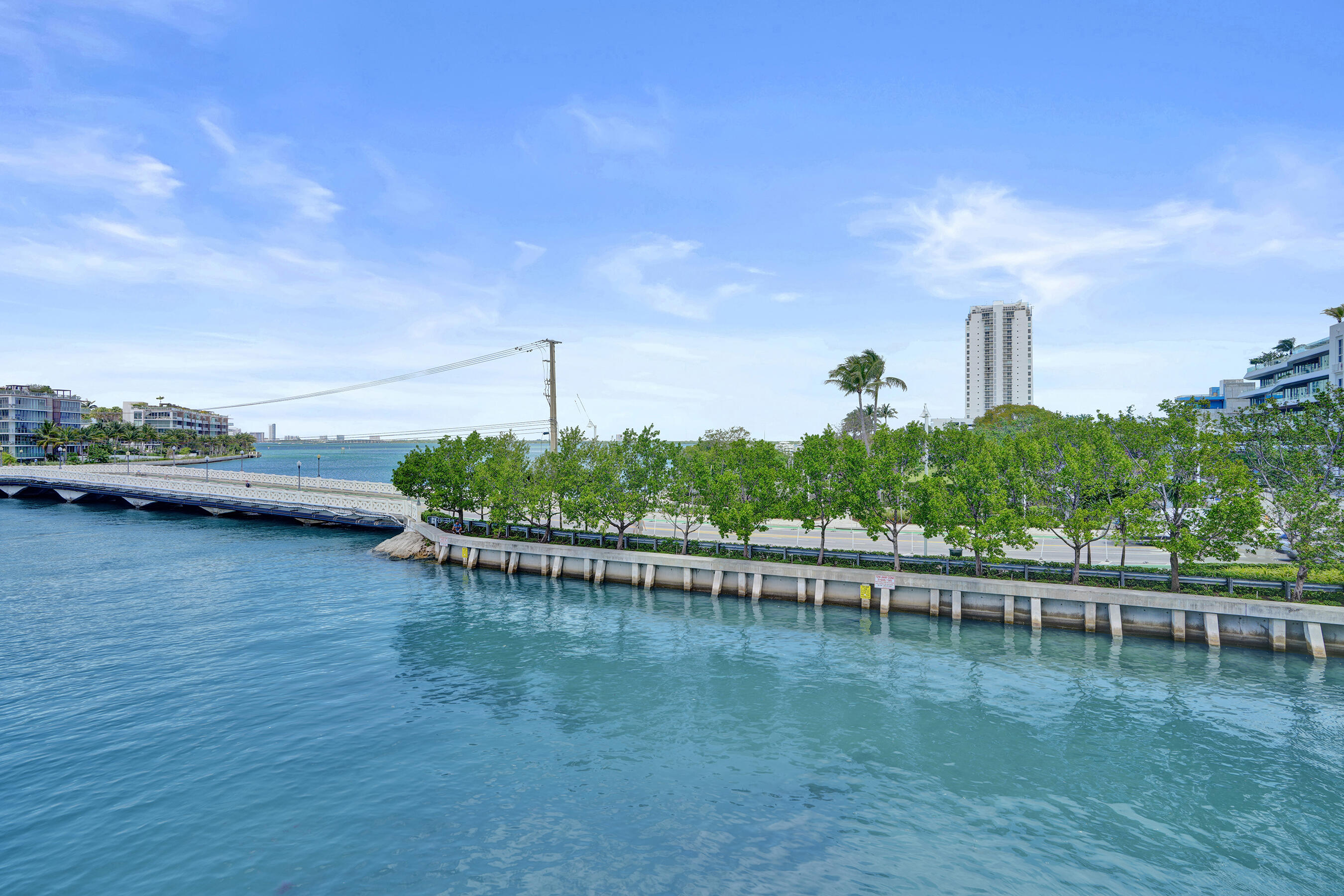 BONNE VIE CONDO - Residential