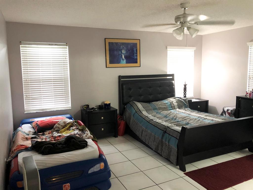 PORT ST LUCIE SECTION 41 - Residential Lease