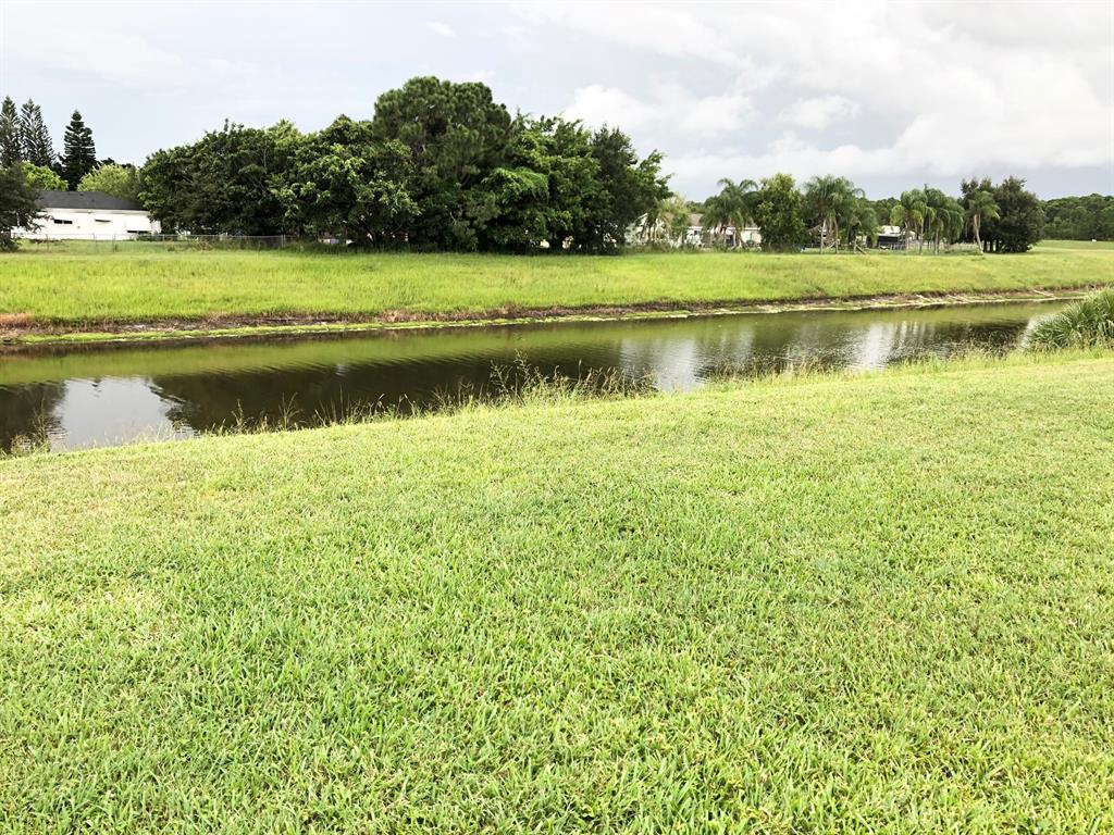 PORT ST LUCIE SECTION 41 - Residential Lease