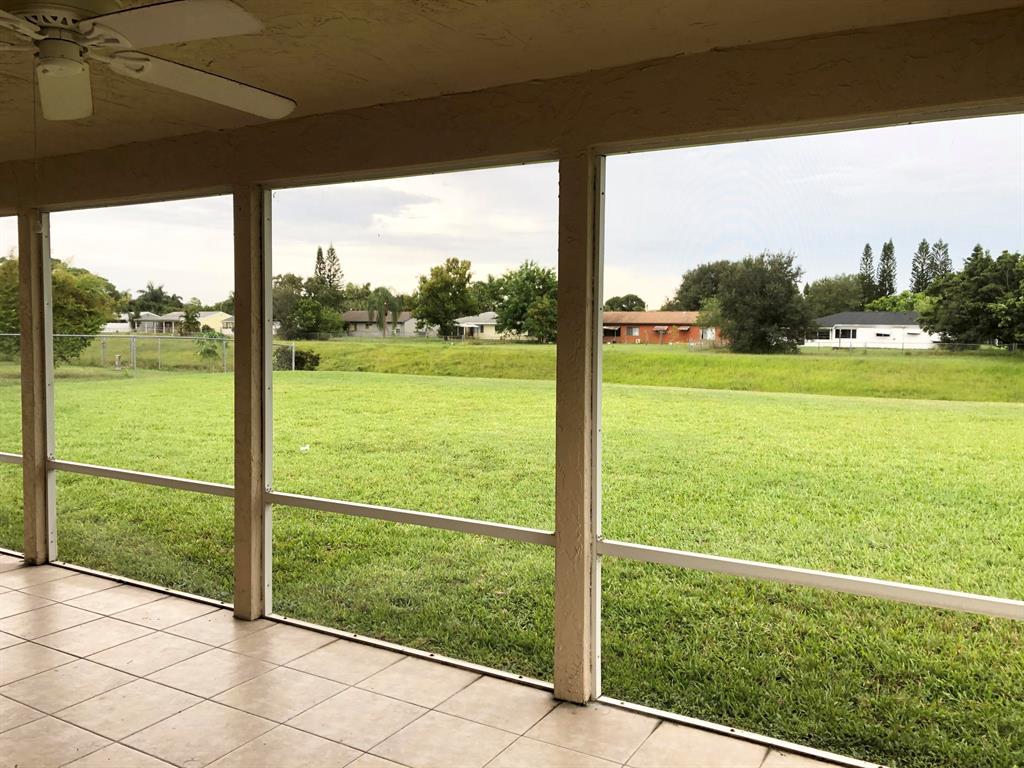 PORT ST LUCIE SECTION 41 - Residential Lease