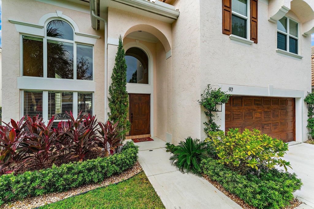 Photo of 97 Satinwood Lane, Palm Beach Gardens, FL 33410 (MLS # R11024407)