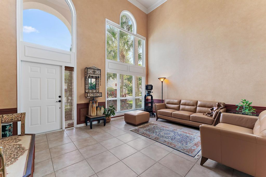 Photo of 97 Satinwood Lane, Palm Beach Gardens, FL 33410 (MLS # R11024407)