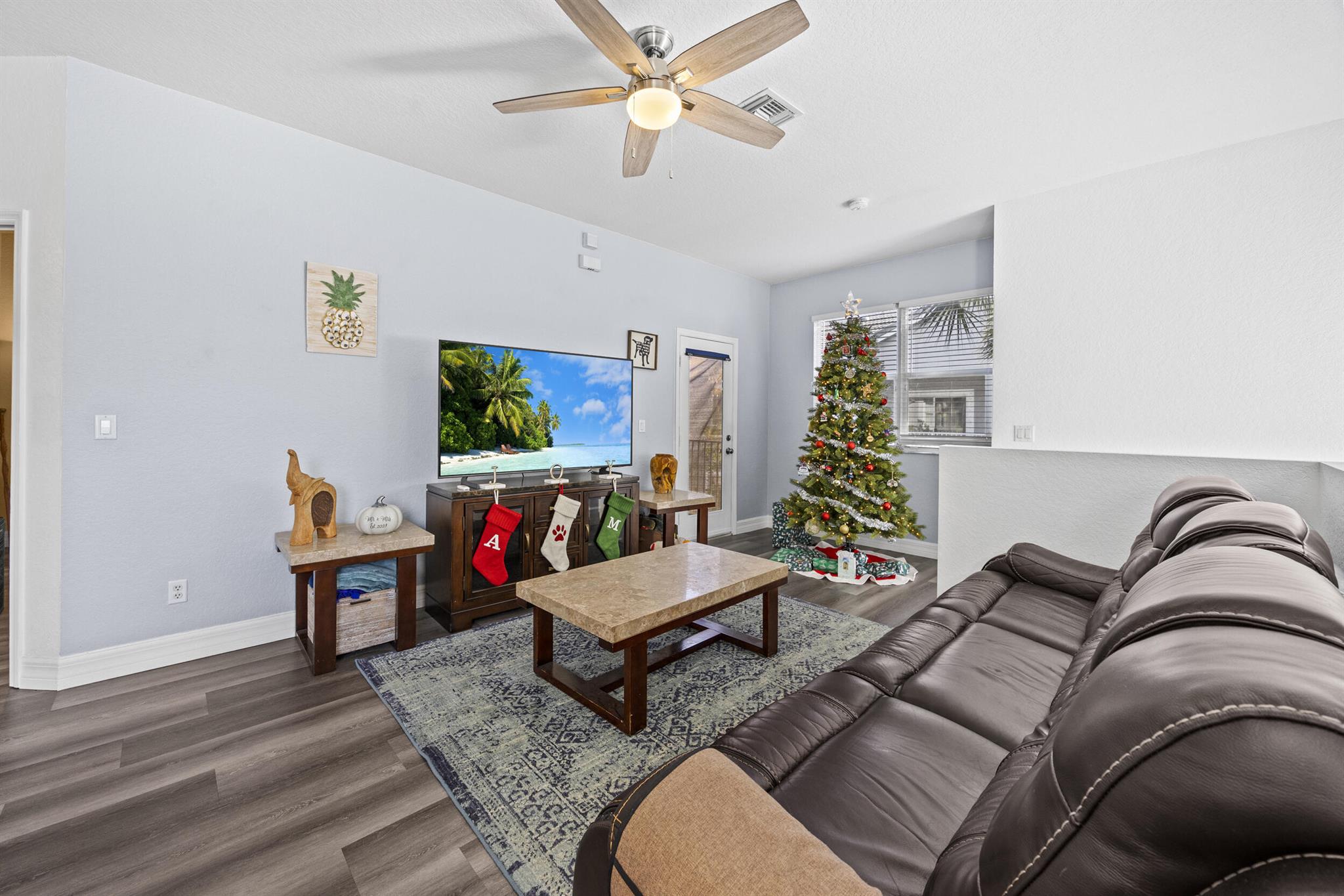 MAGNOLIA BAY CONDOMIMIUM - Residential Lease