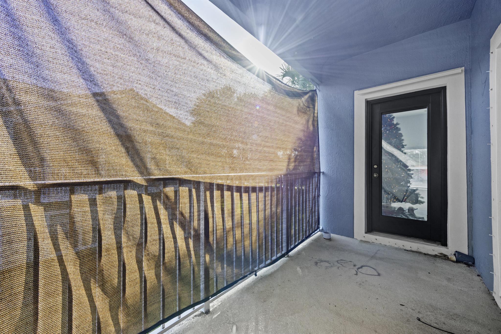 MAGNOLIA BAY CONDOMIMIUM - Residential Lease