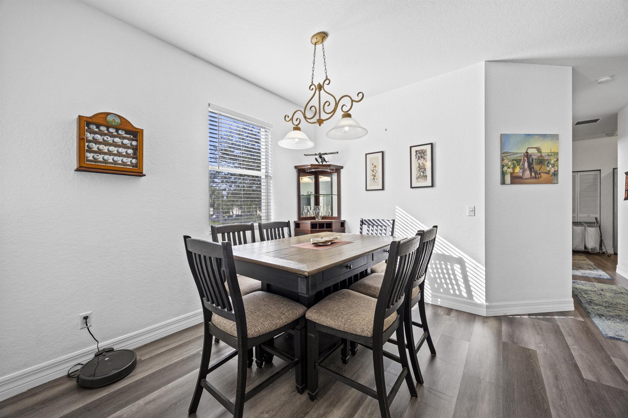 MAGNOLIA BAY CONDOMIMIUM - Residential Lease