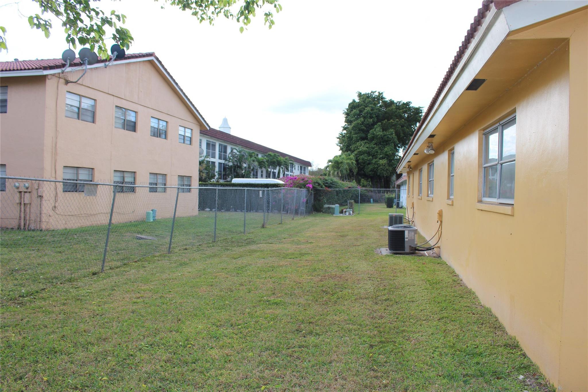 8600 NW 35th Street 3