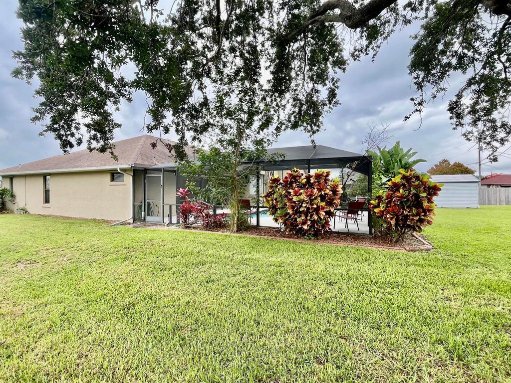 Photo of 3103 SE Mall Terrace S, Port Saint Lucie, FL 34984 (MLS # R11092669)