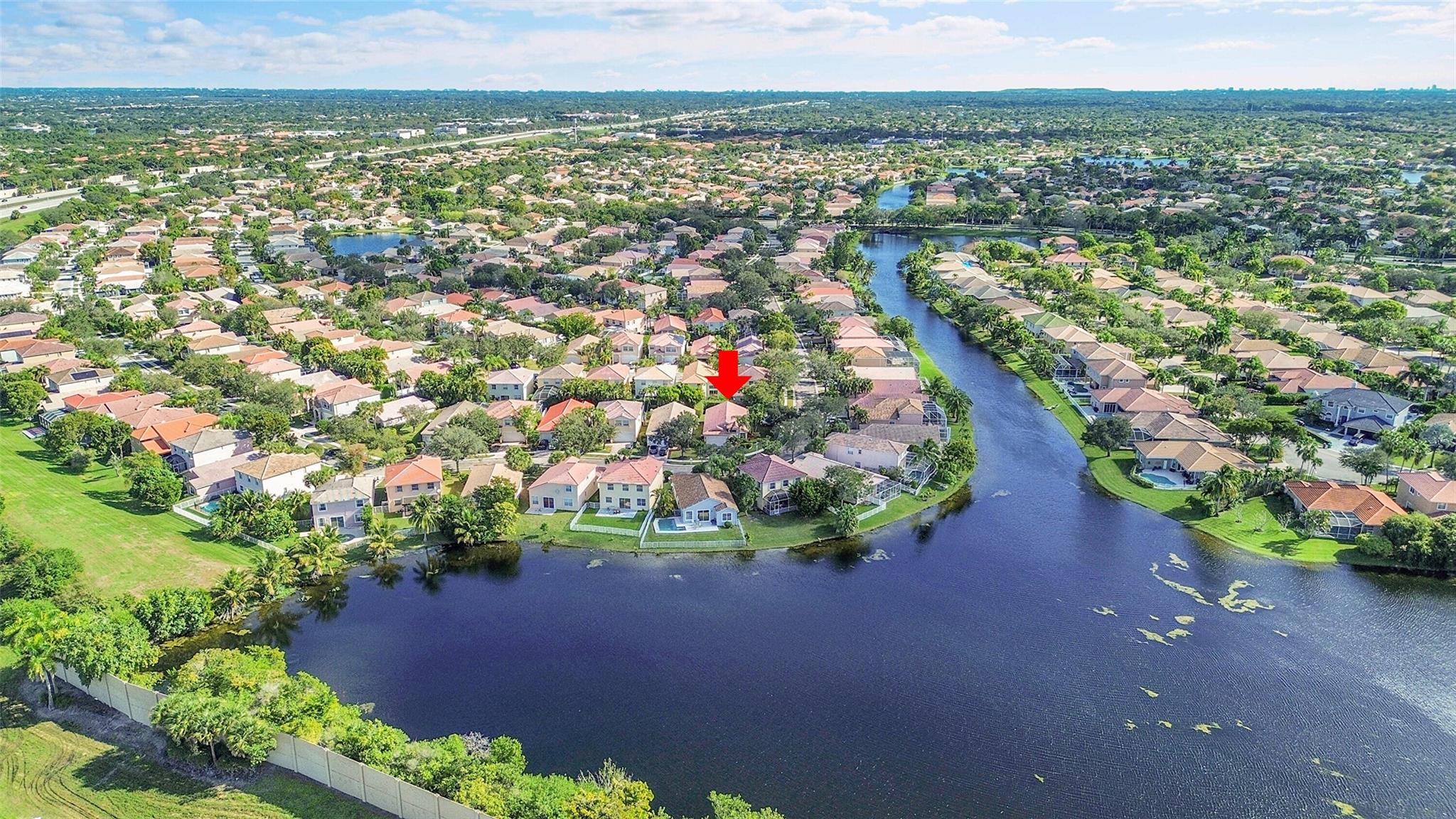 WYNDHAM LAKES/MAYFAIR - Residential