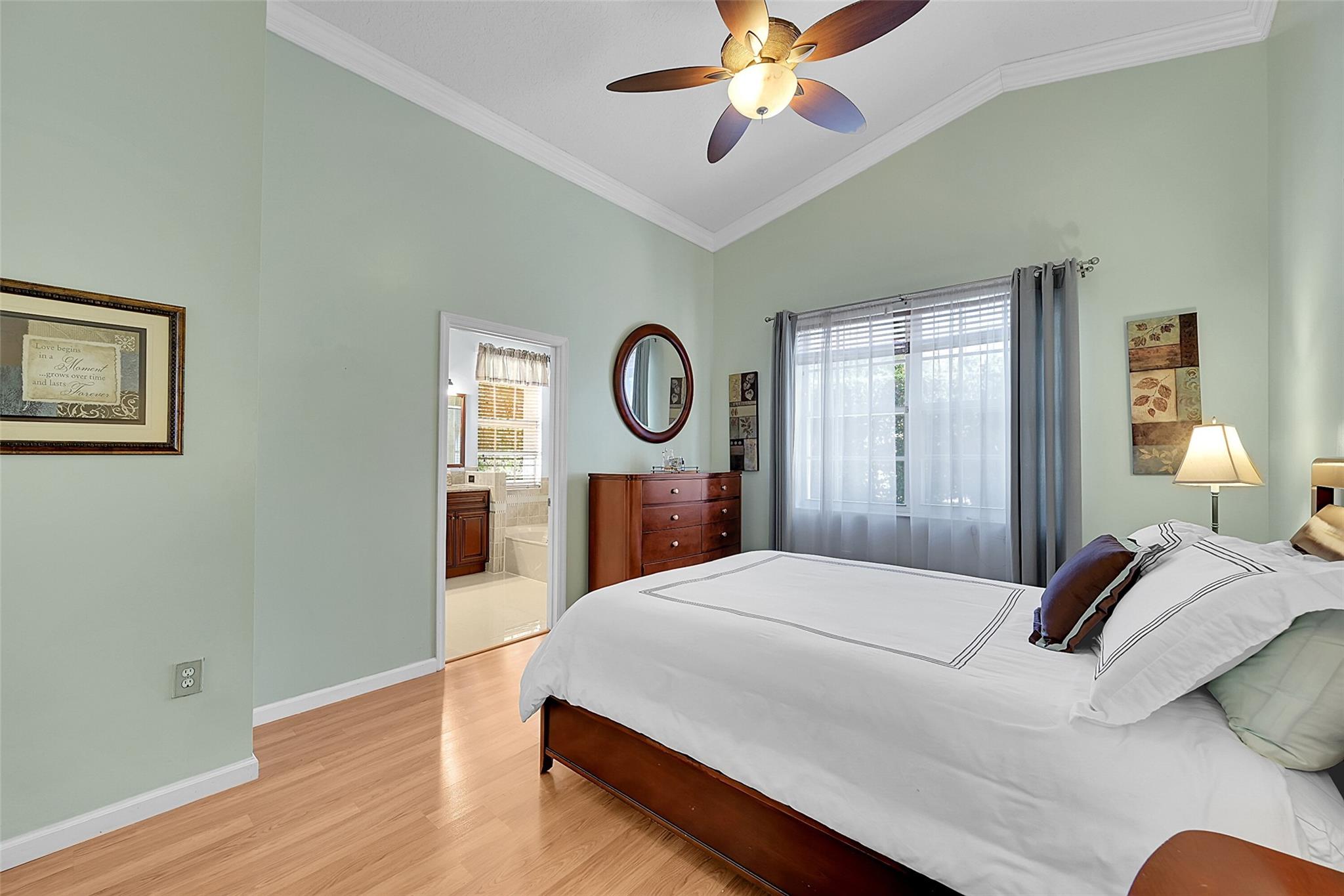 WYNDHAM LAKES/MAYFAIR - Residential